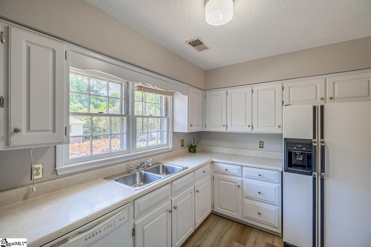 34 Summercreek Drive Spartanburg, SC 29307