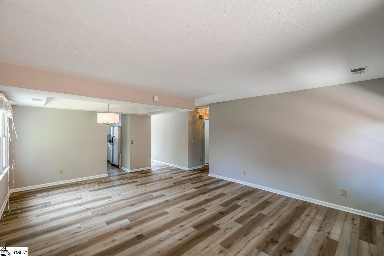 34 Summercreek Drive Spartanburg, SC 29307