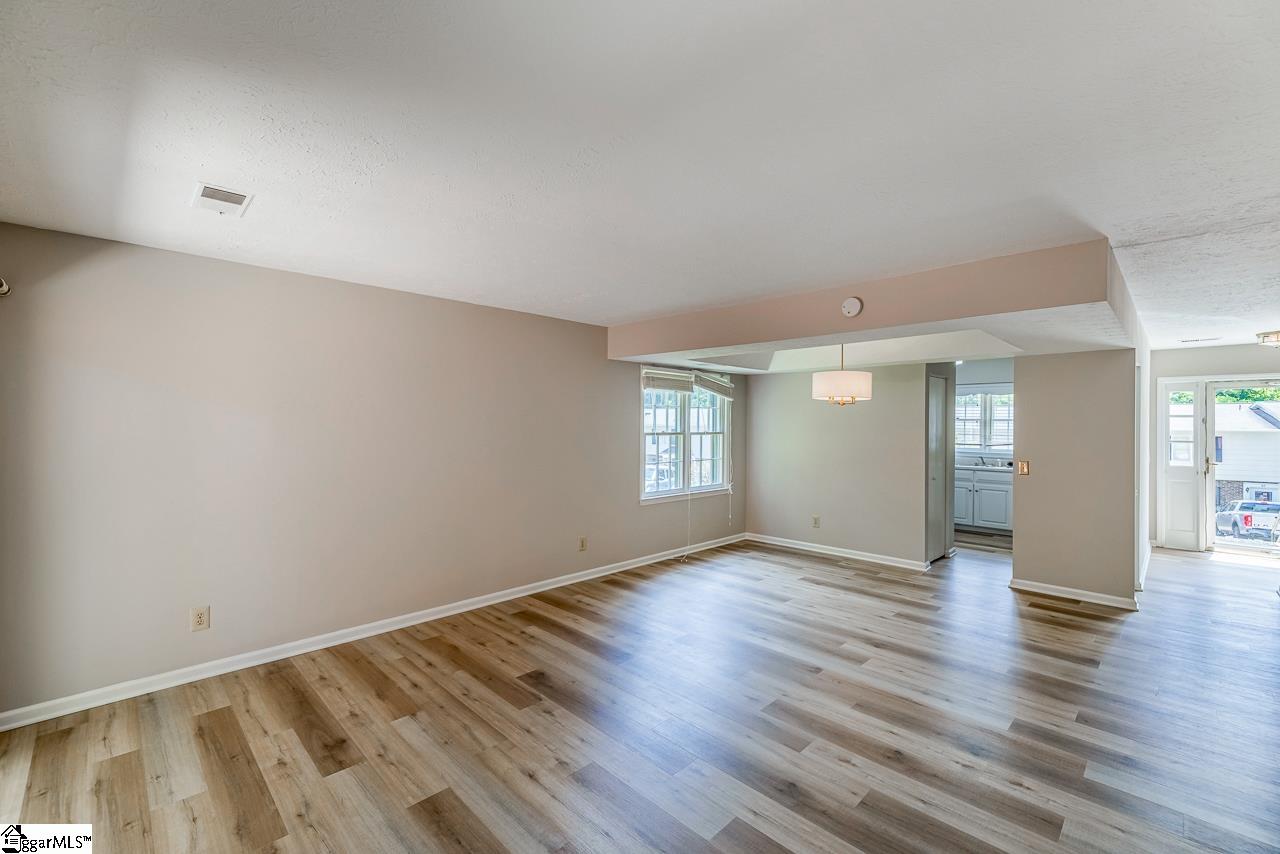 34 Summercreek Drive Spartanburg, SC 29307