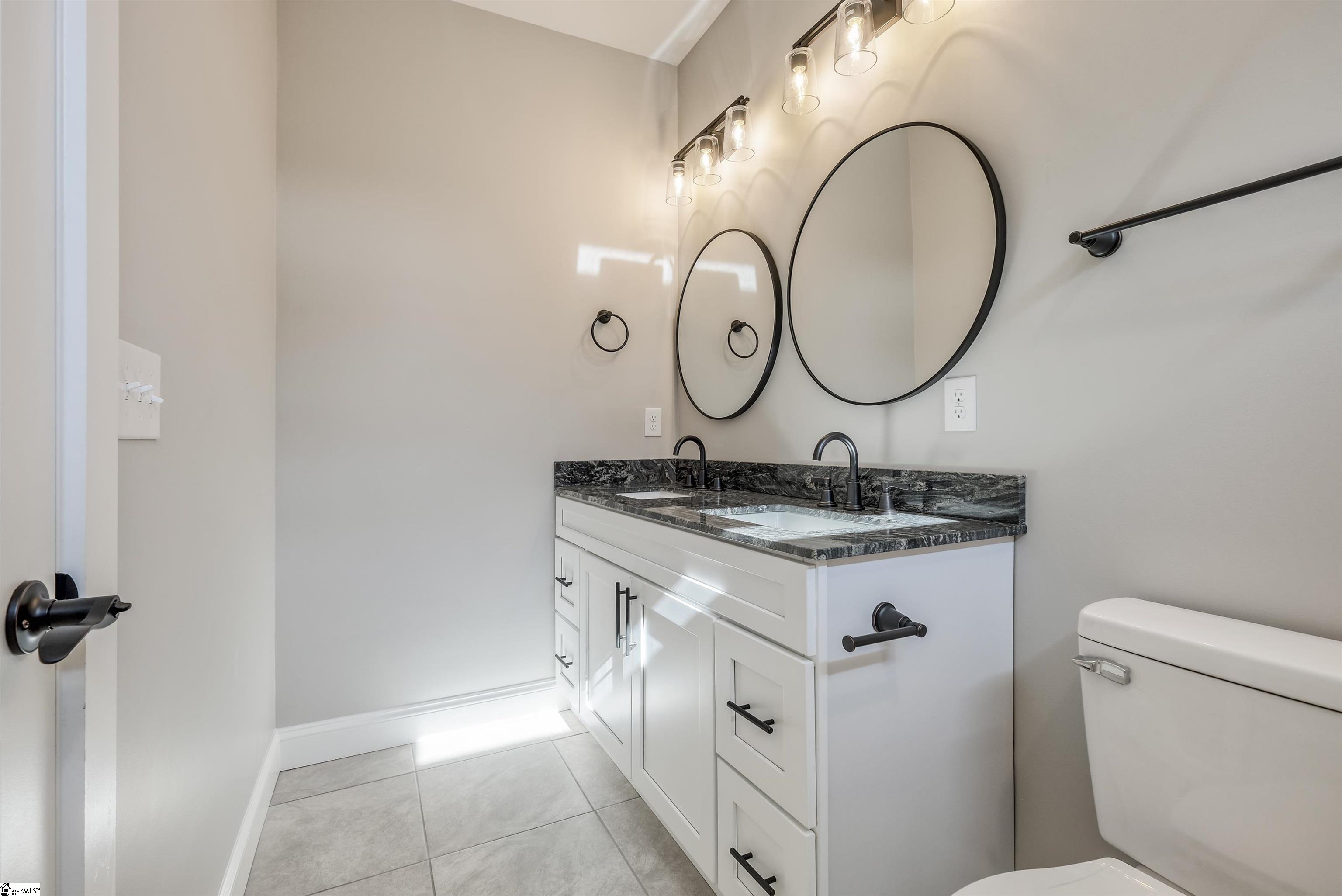 1328 Shoresbrook Road Spartanburg, SC 29301
