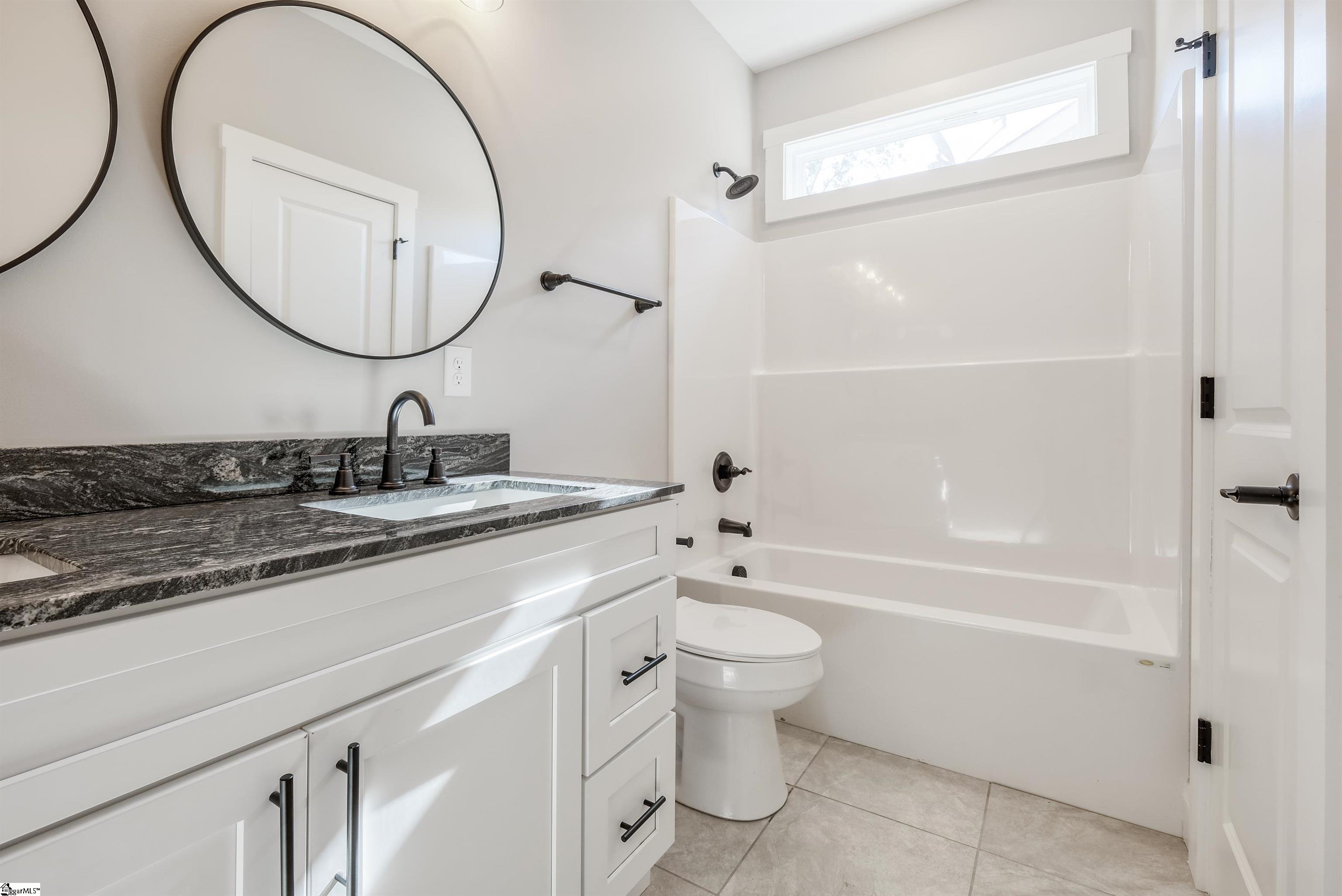 1328 Shoresbrook Road Spartanburg, SC 29301