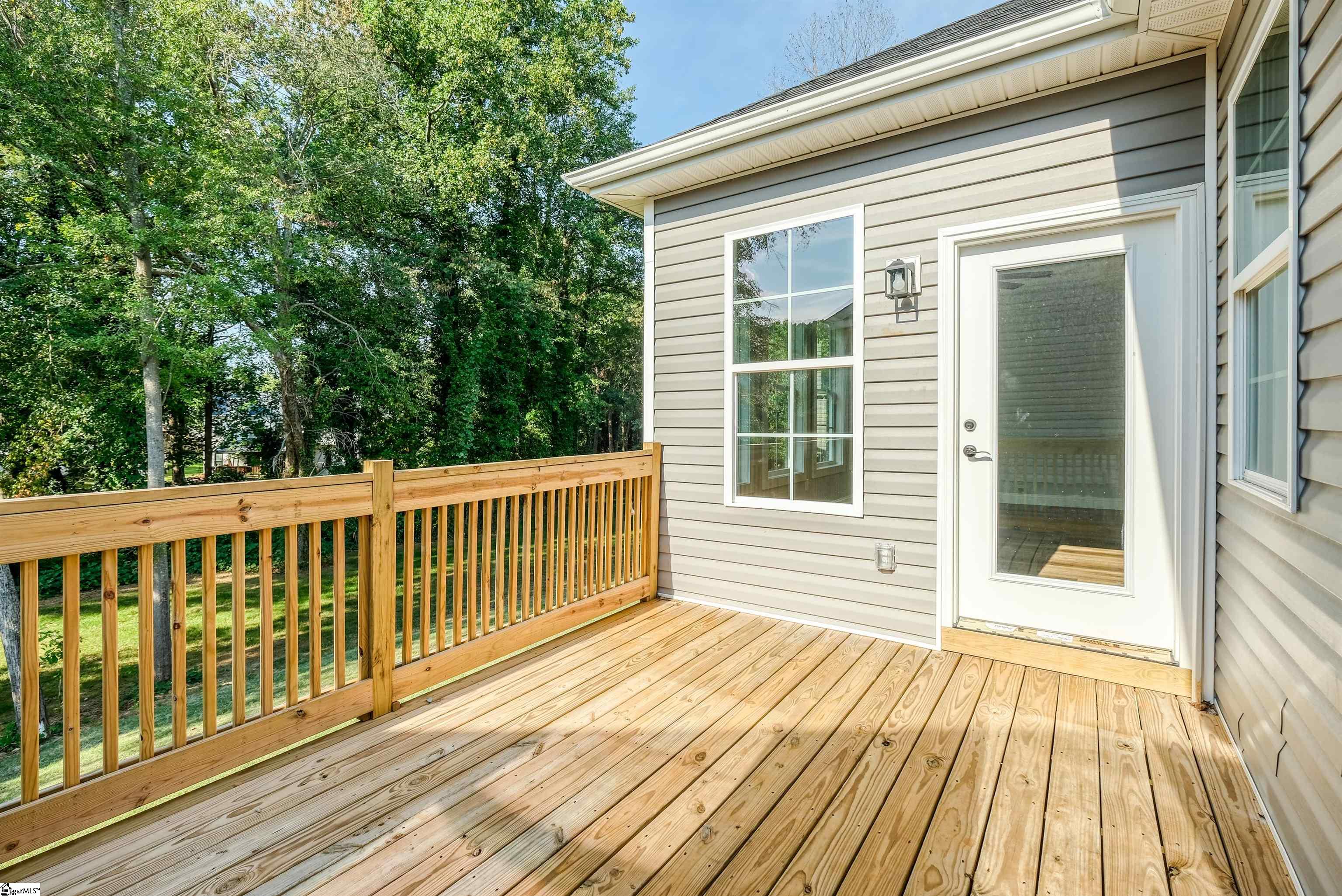 1328 Shoresbrook Road Spartanburg, SC 29301