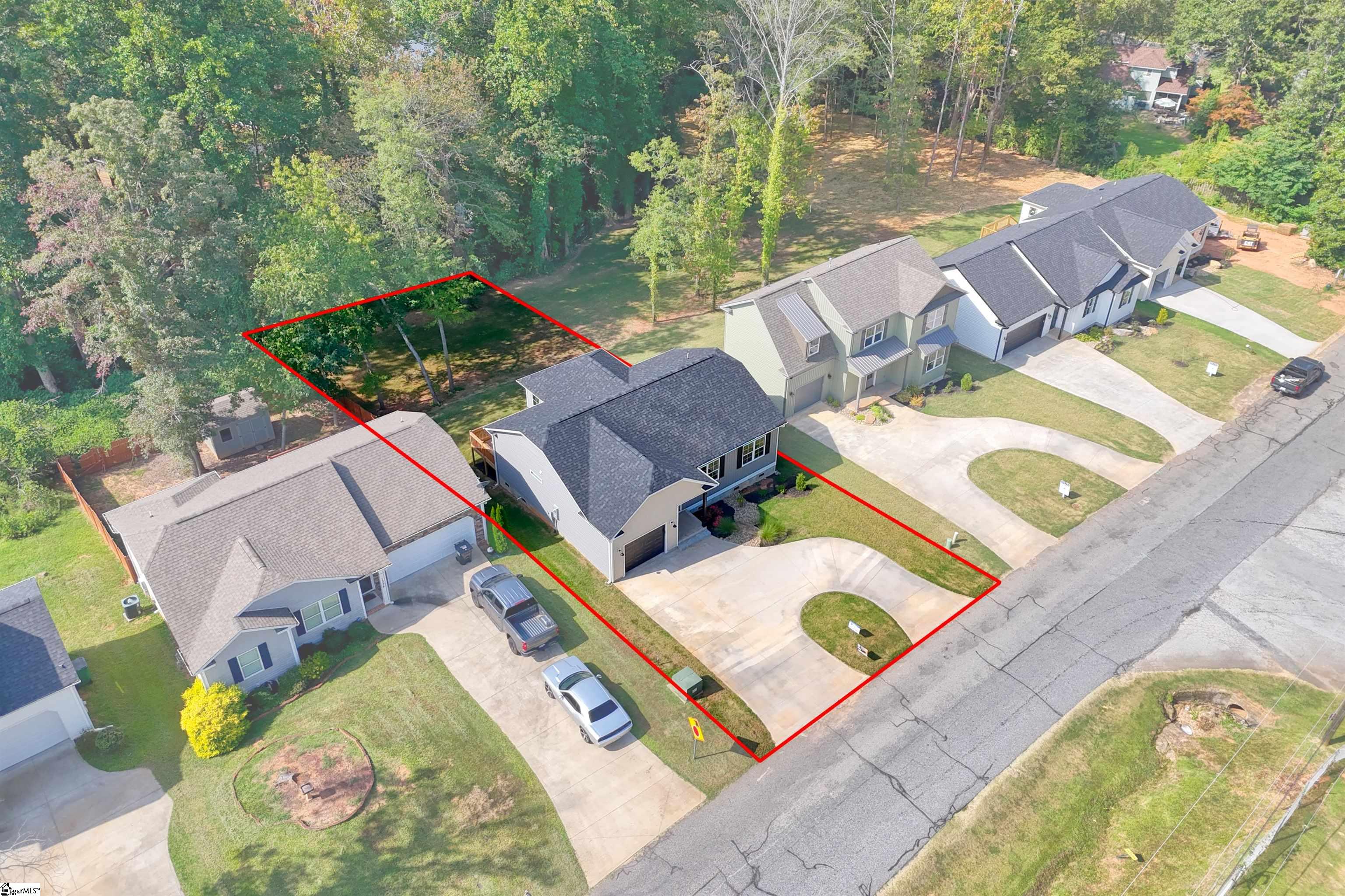 1328 Shoresbrook Road Spartanburg, SC 29301