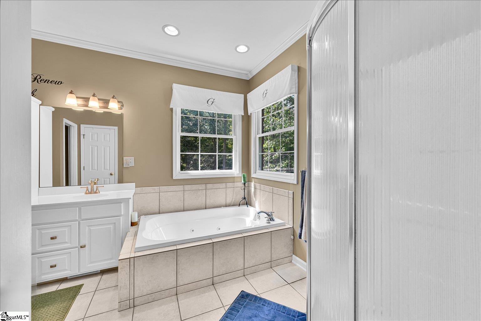 190 Heritage Drive Pickens, SC 29671