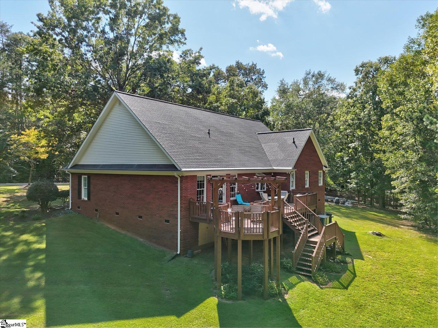 190 Heritage Drive Pickens, SC 29671