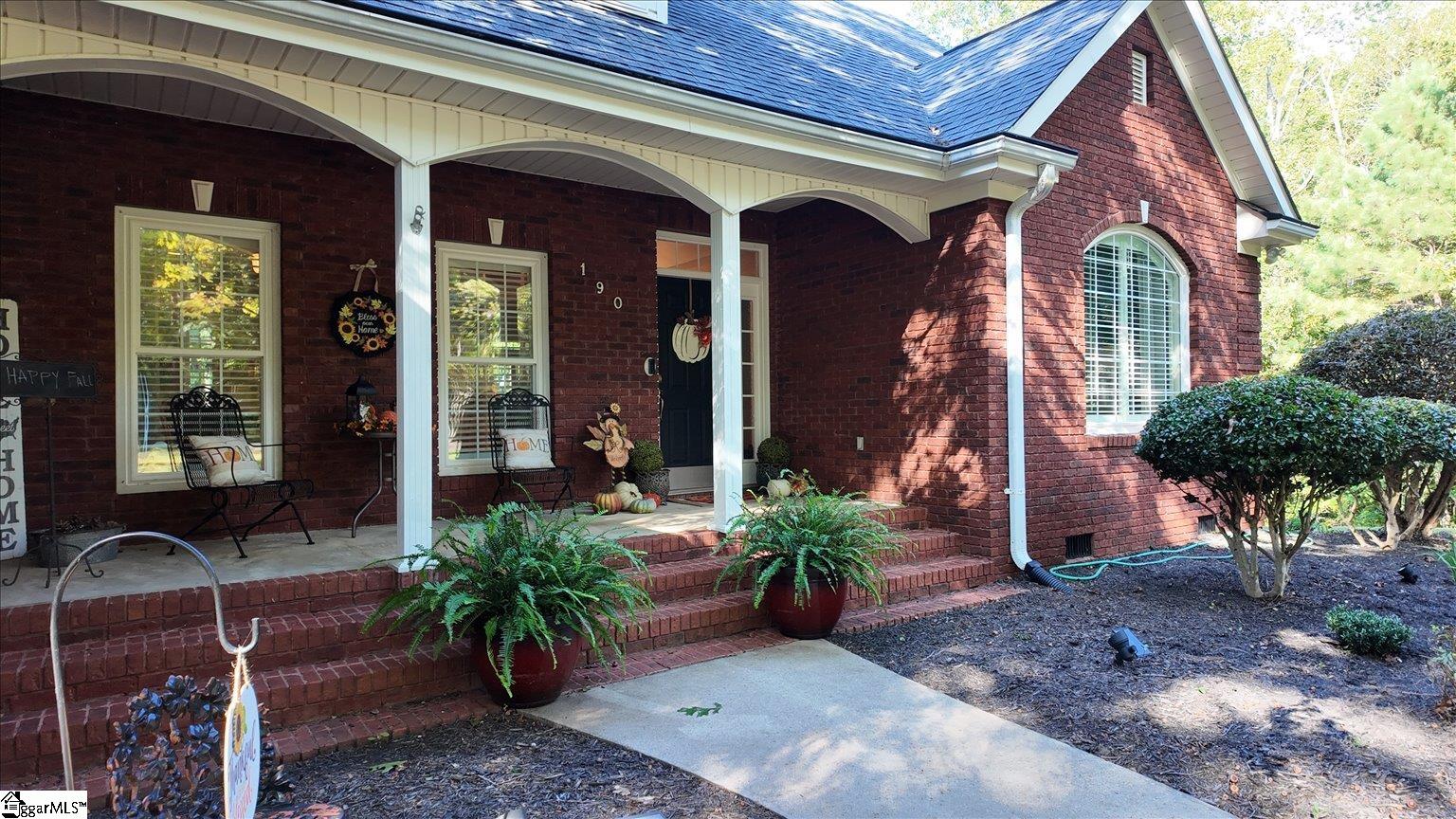 190 Heritage Drive Pickens, SC 29671
