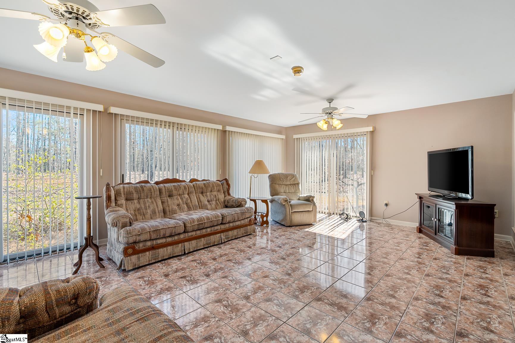 101 Seven Oak Drive Pendelton, SC 29670