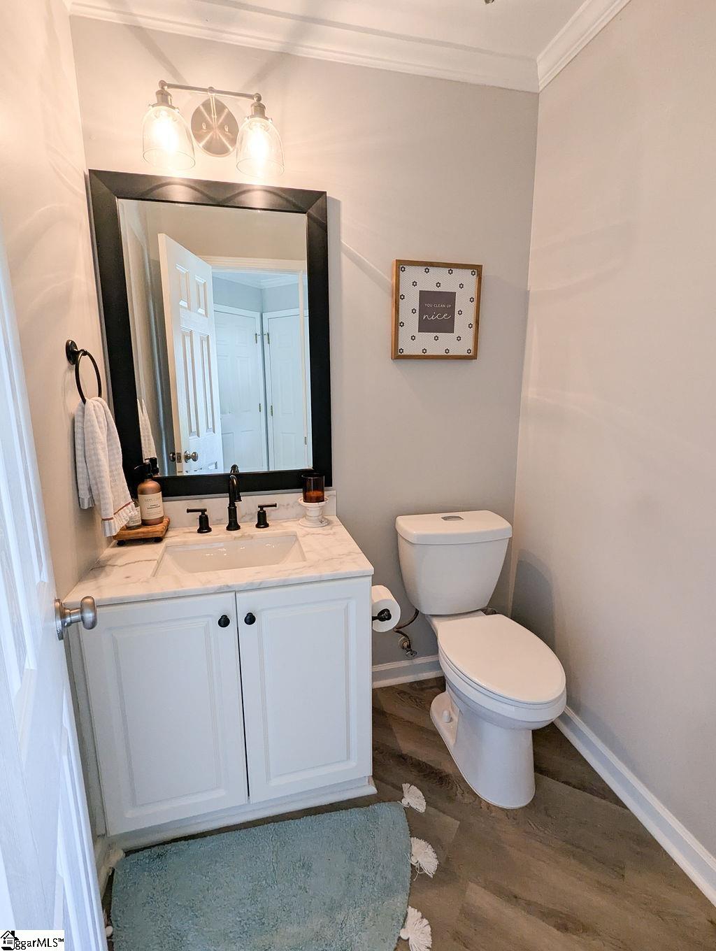 630 Fairview Lake Way Simpsonville, SC 29680