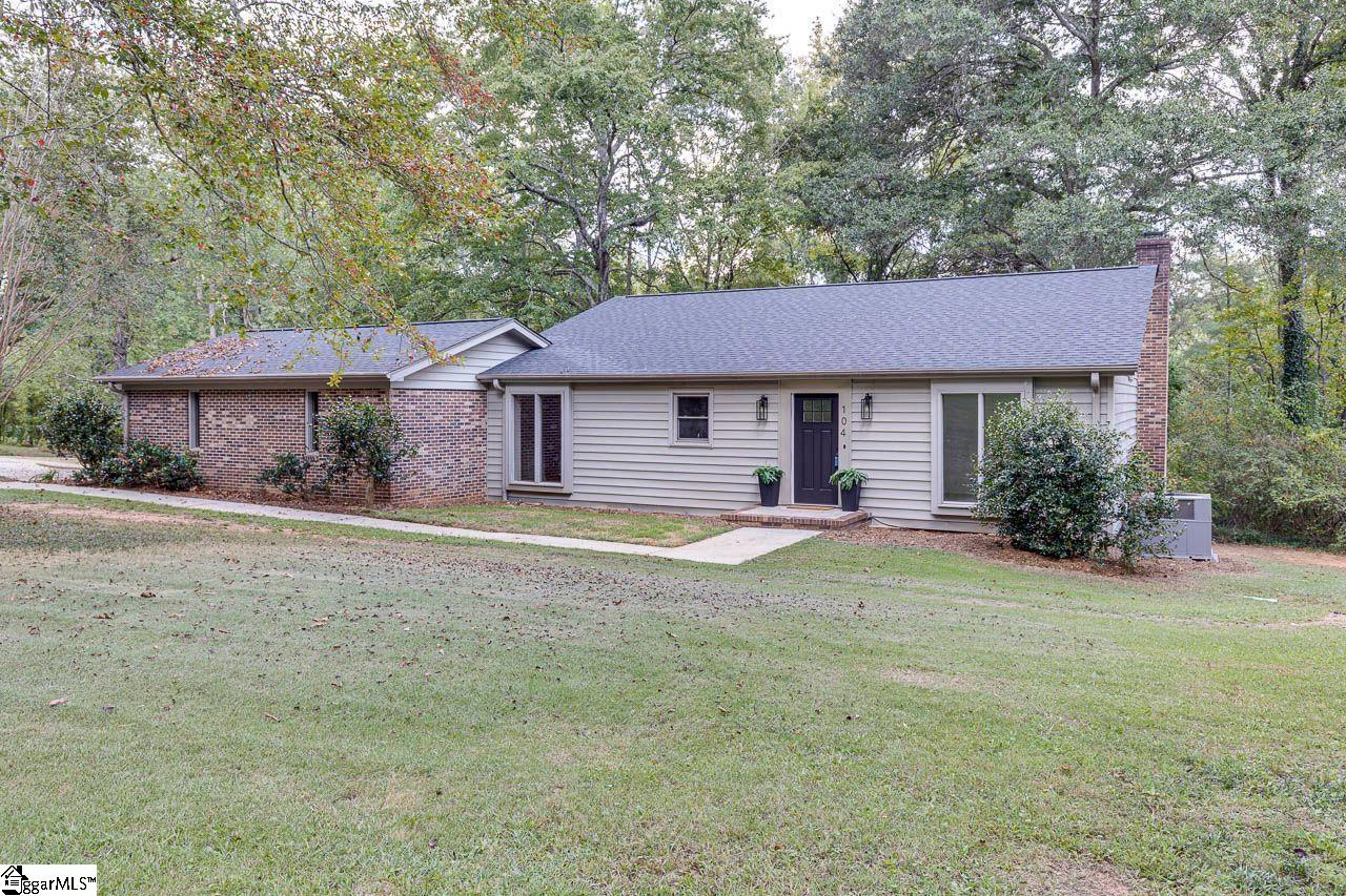 104 Stone Hedge Court Easley, SC 29642