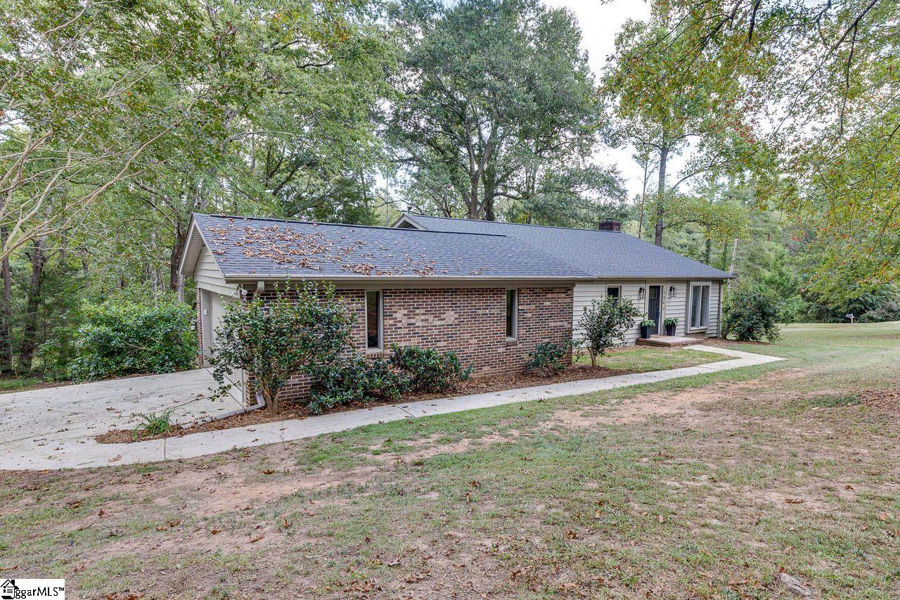 104 Stone Hedge Court Easley, SC 29642
