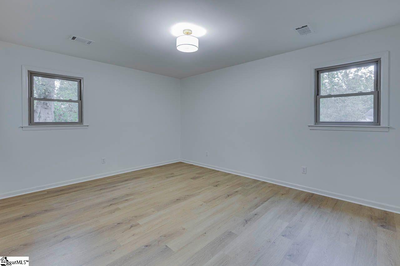 104 Stone Hedge Court Easley, SC 29642