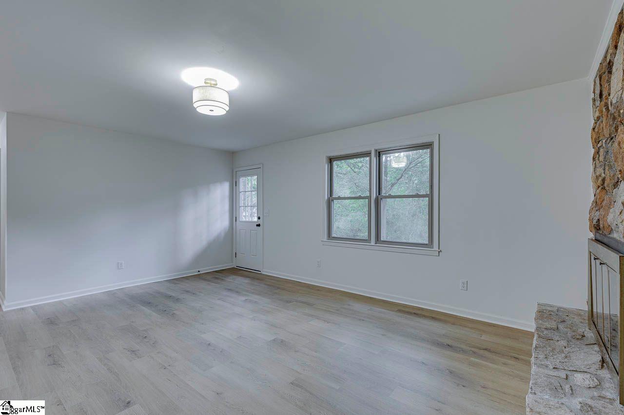 104 Stone Hedge Court Easley, SC 29642