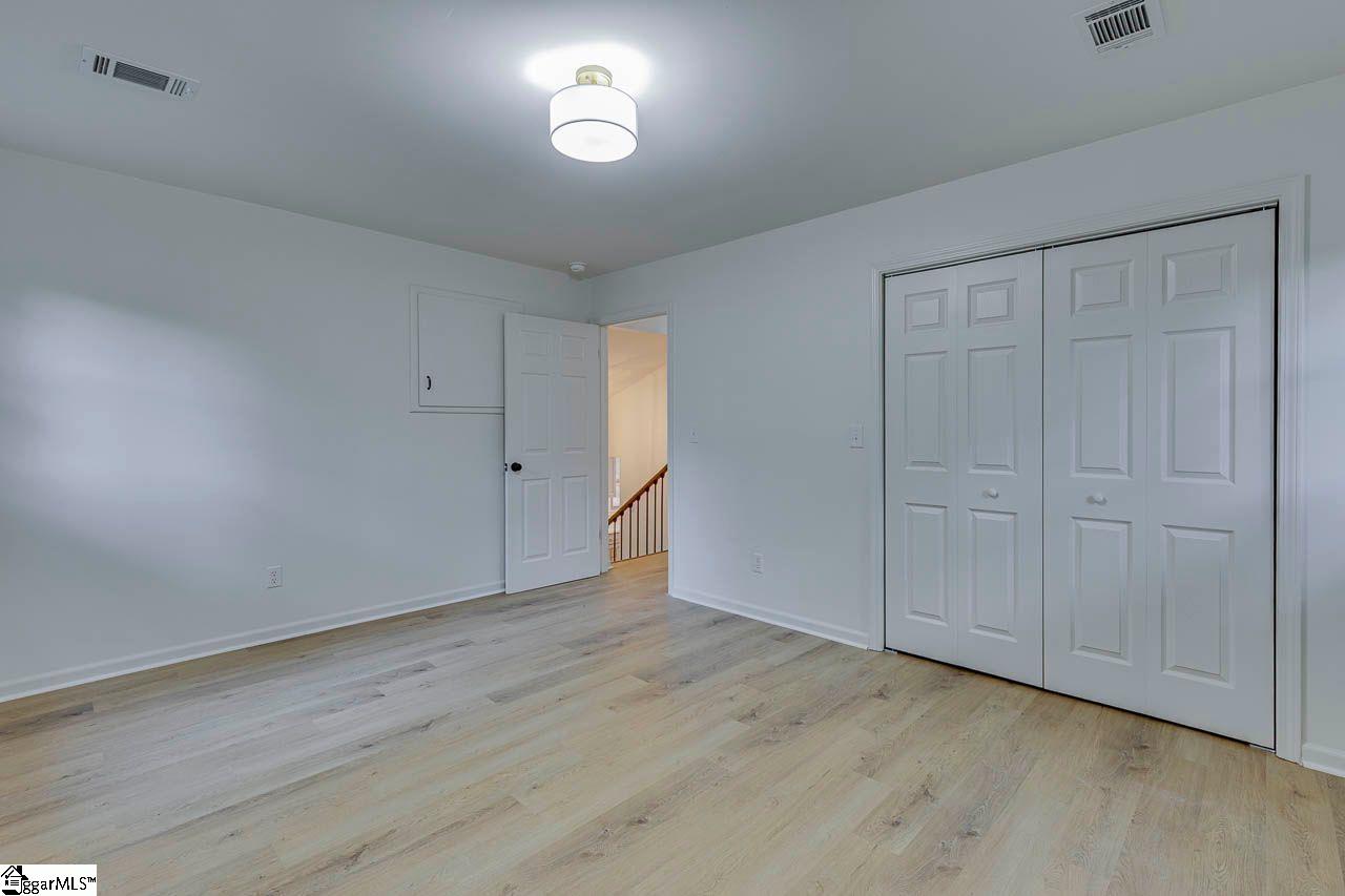 104 Stone Hedge Court Easley, SC 29642