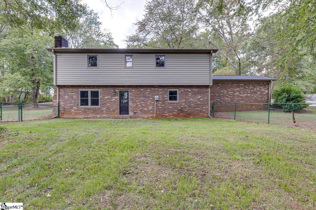 104 Stone Hedge Court Easley, SC 29642