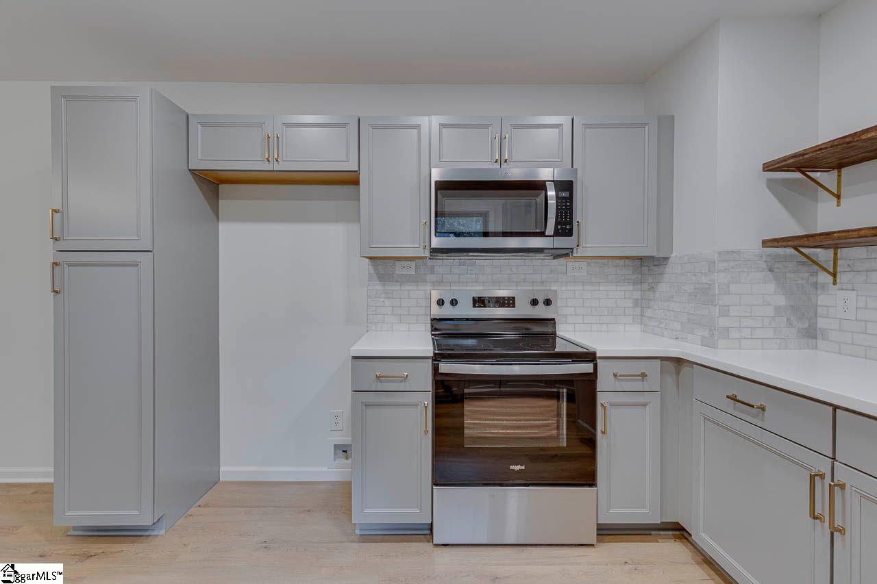 104 Stone Hedge Court Easley, SC 29642