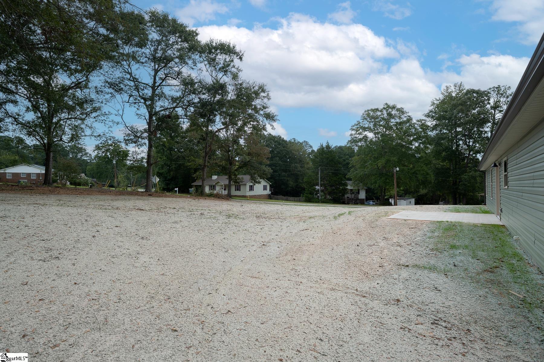 205 Southside Drive Laurens, SC 29360