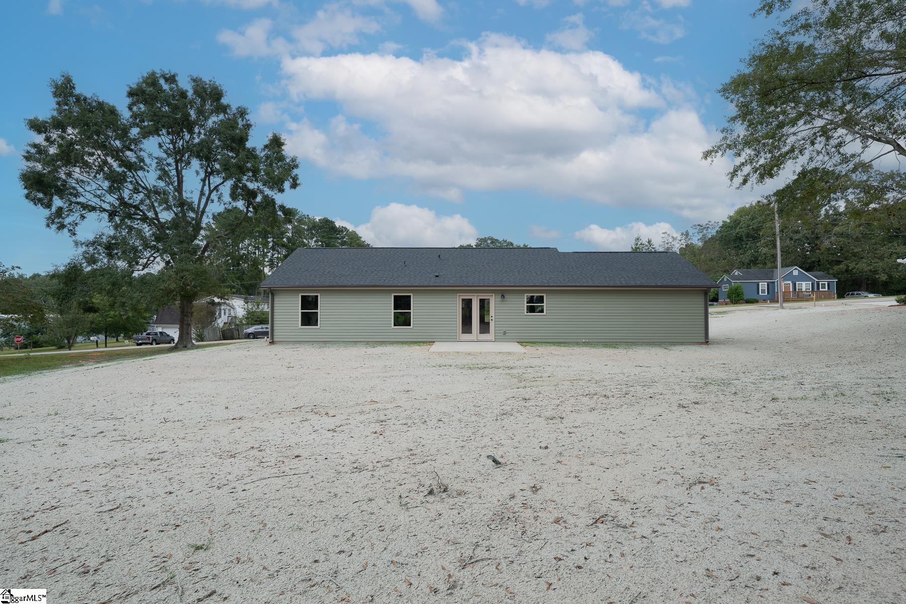 205 Southside Drive Laurens, SC 29360