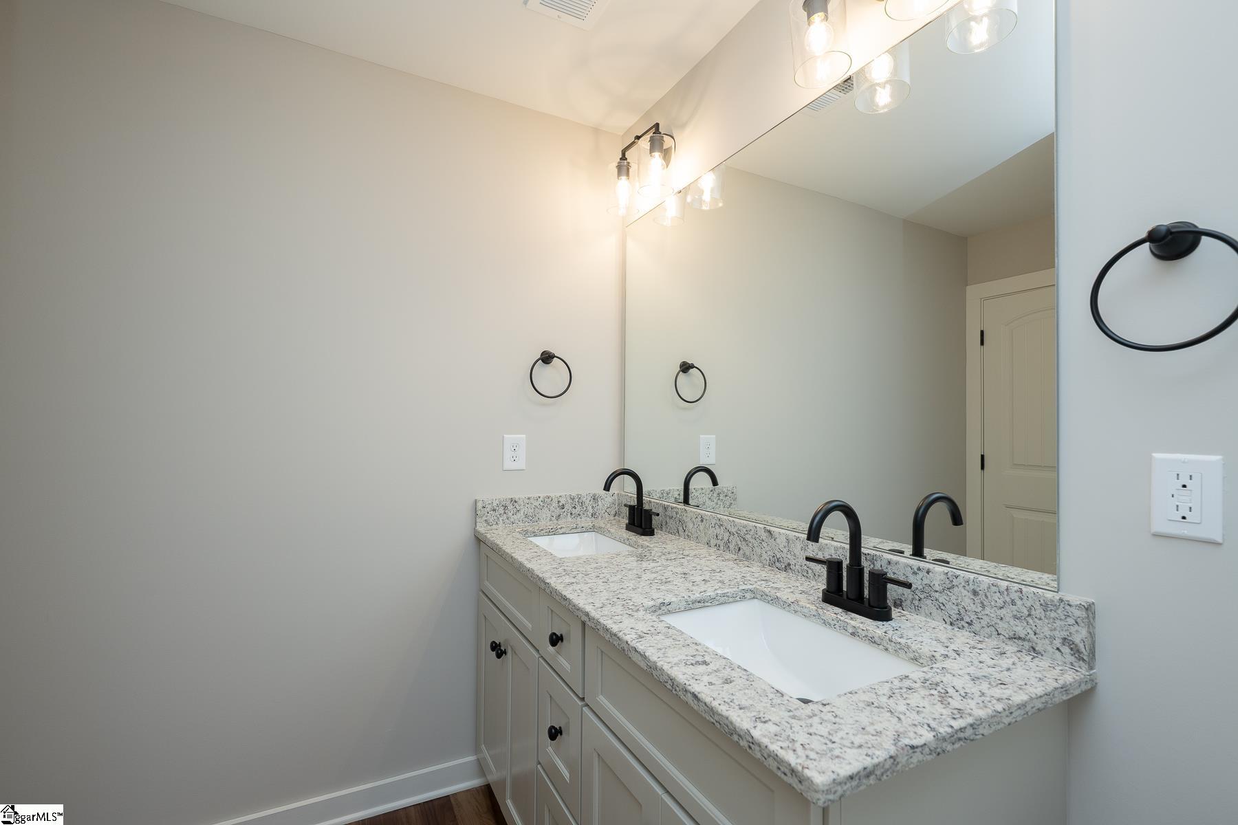 203 Southside Drive Laurens, SC 29360