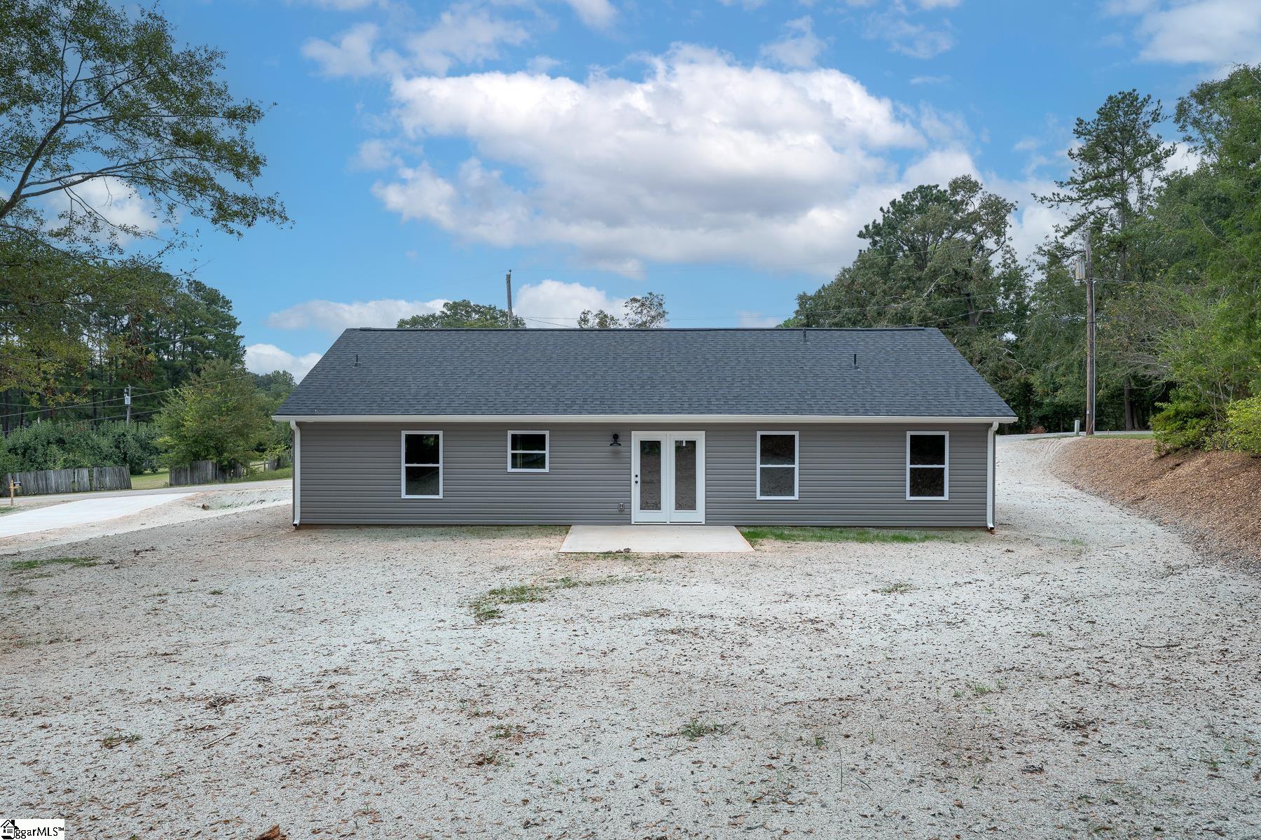 203 Southside Drive Laurens, SC 29360