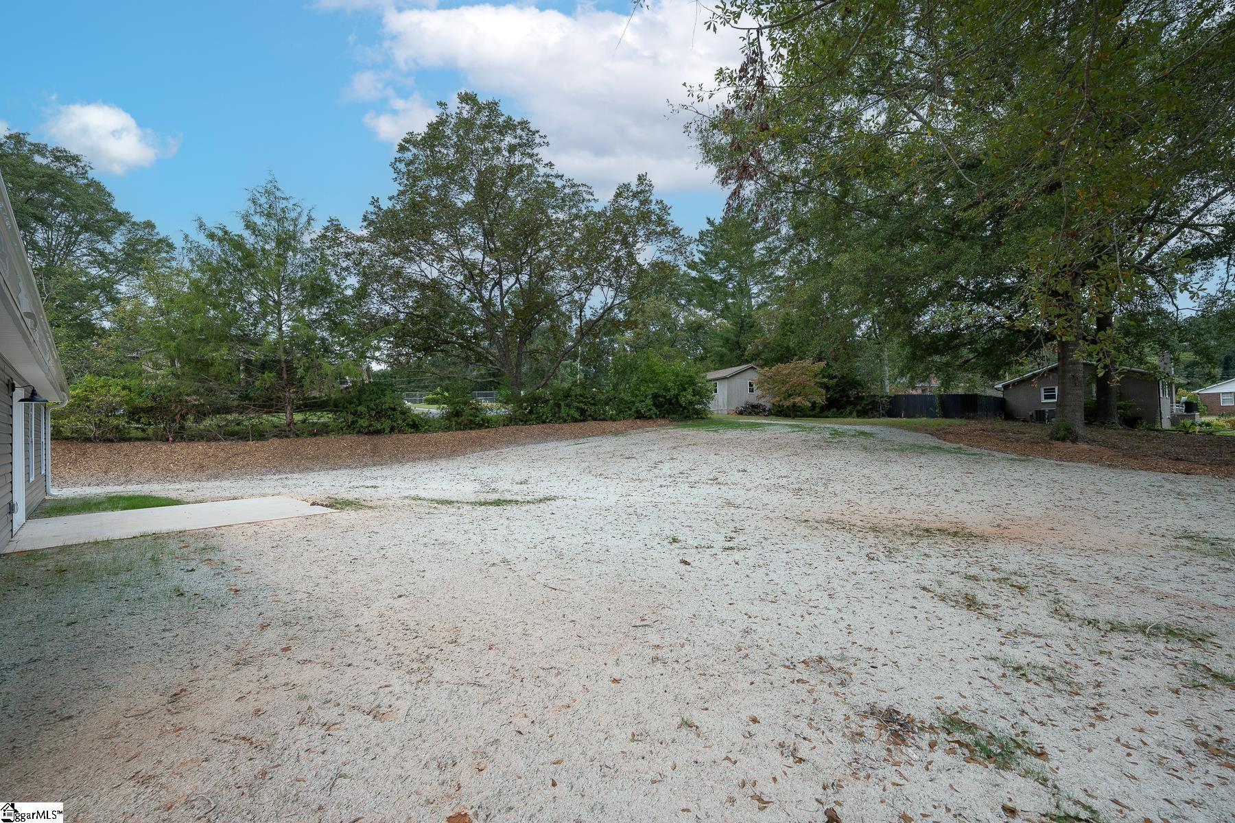 203 Southside Drive Laurens, SC 29360