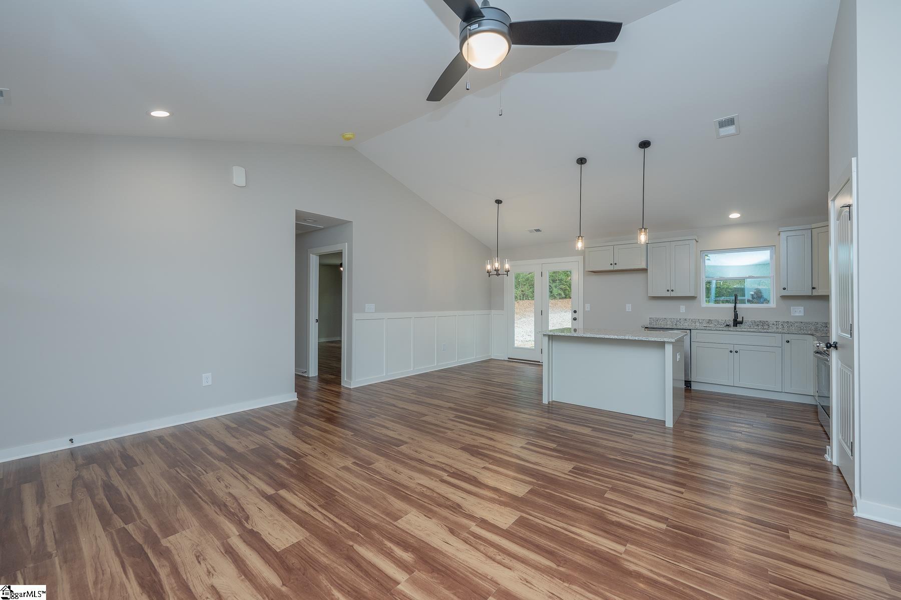 203 Southside Drive Laurens, SC 29360