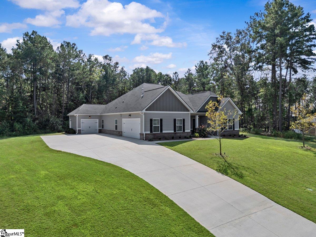 5 Trollingwood Way Pelzer, SC 29669
