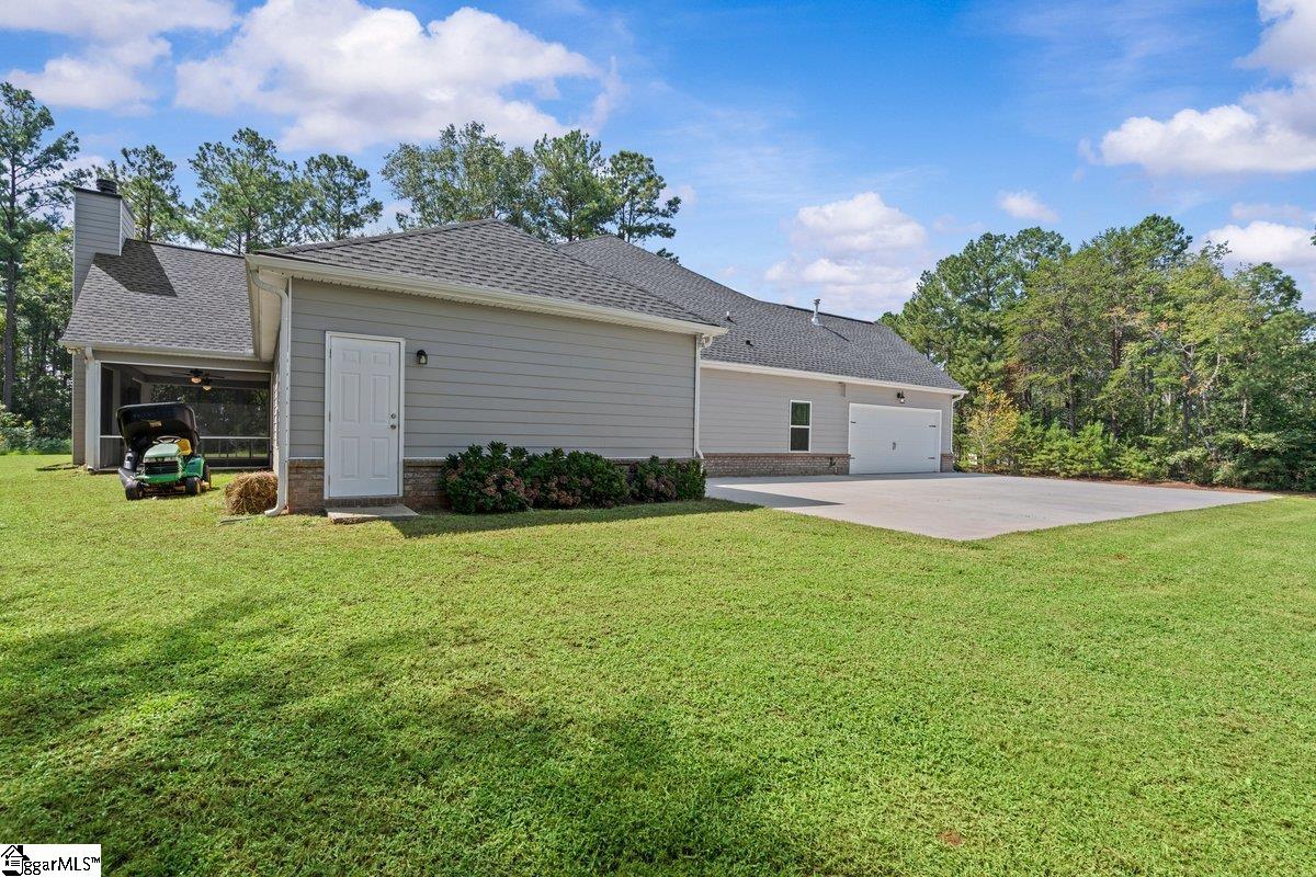 5 Trollingwood Way Pelzer, SC 29669
