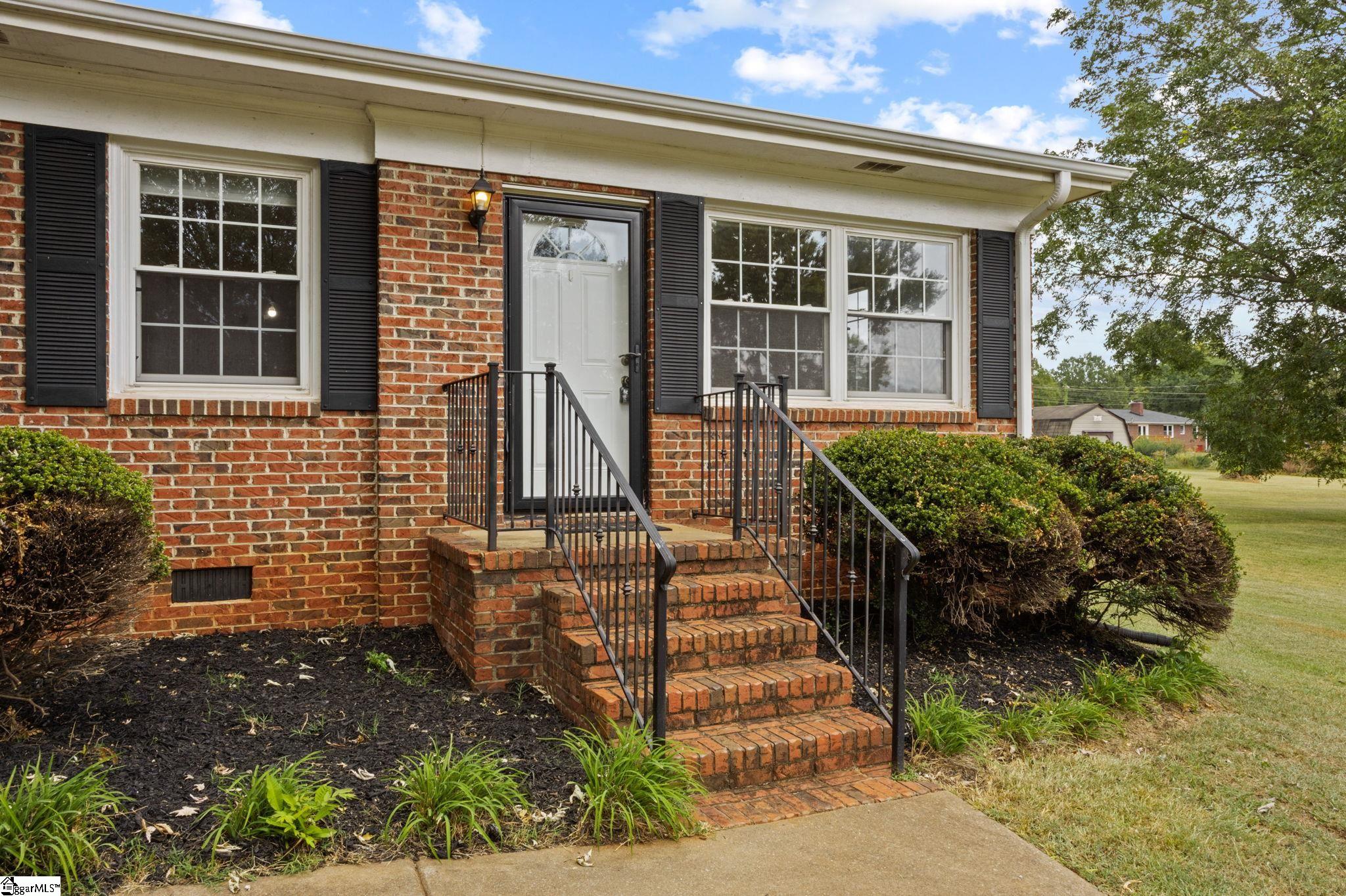 227 Highland Road Duncan, SC 29334