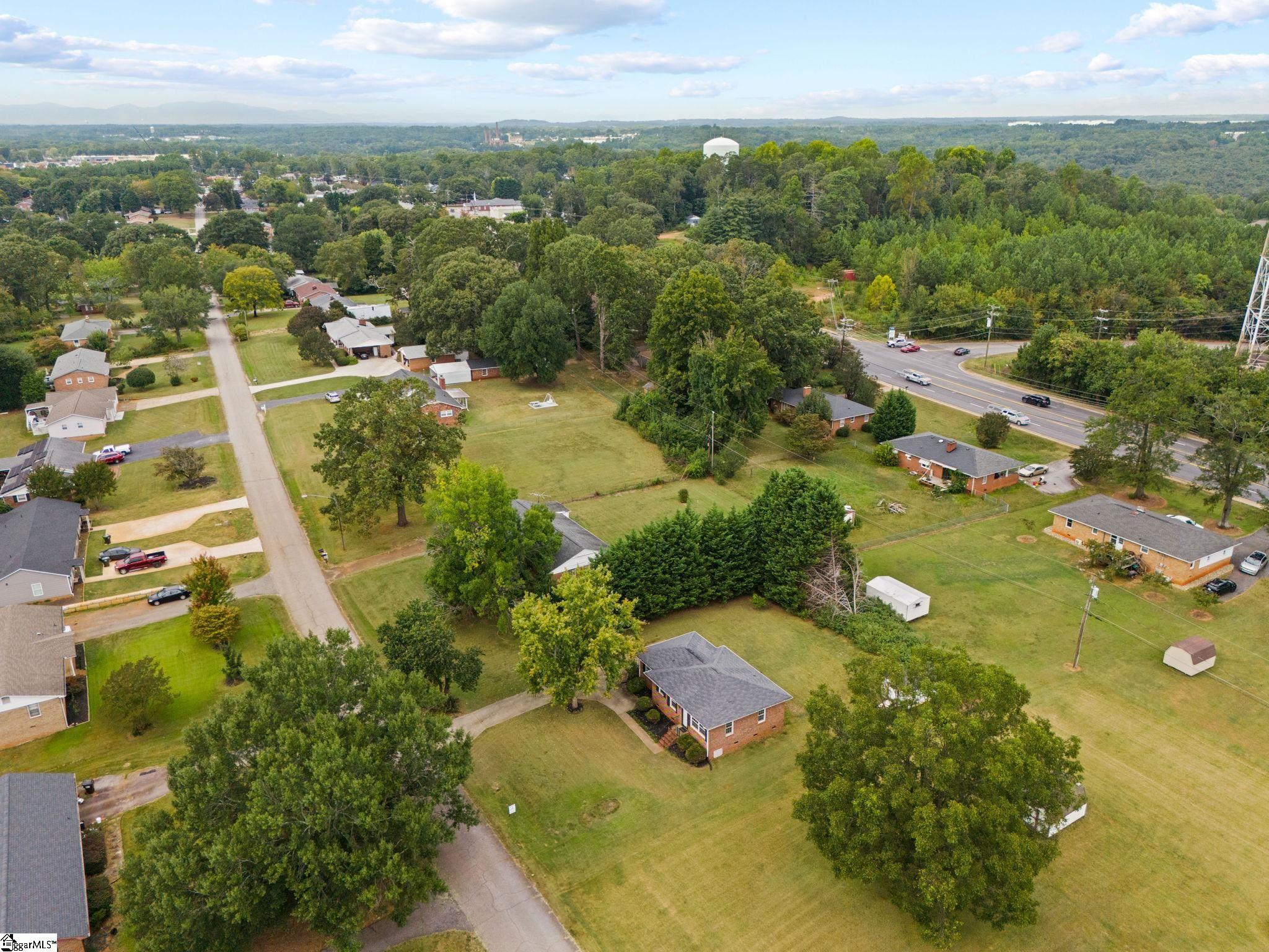 227 Highland Road Duncan, SC 29334