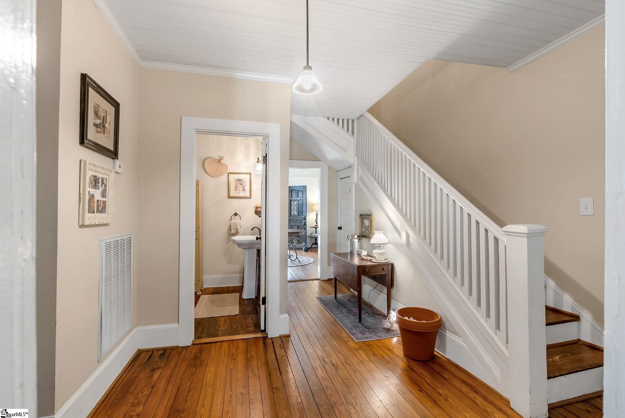 101 E Main Street Taylors, SC 29687