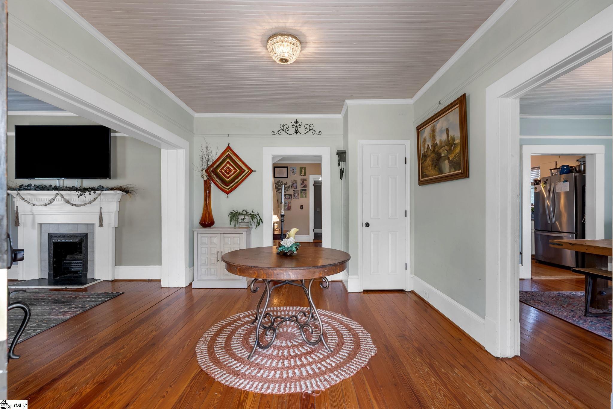 101 E Main Street Taylors, SC 29687