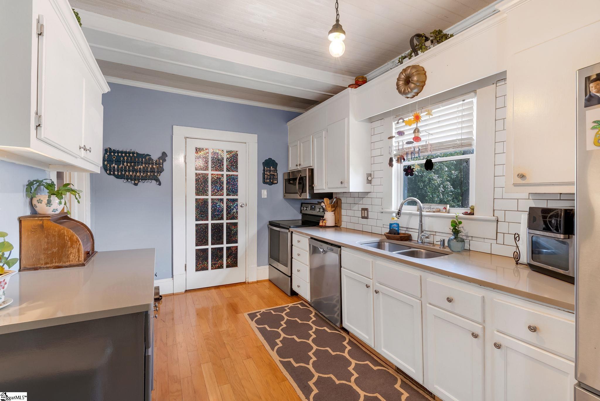 101 E Main Street Taylors, SC 29687