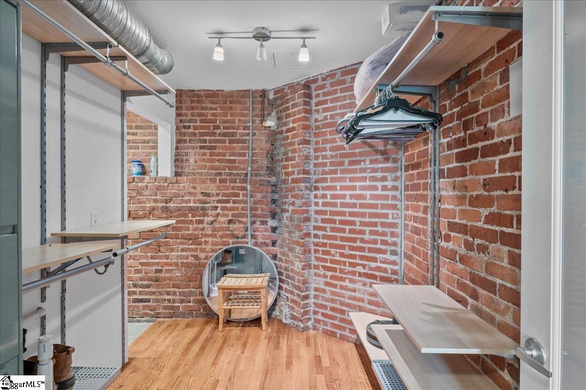 400 E Washington Street UNIT Unit 27 Greenville, SC 29601