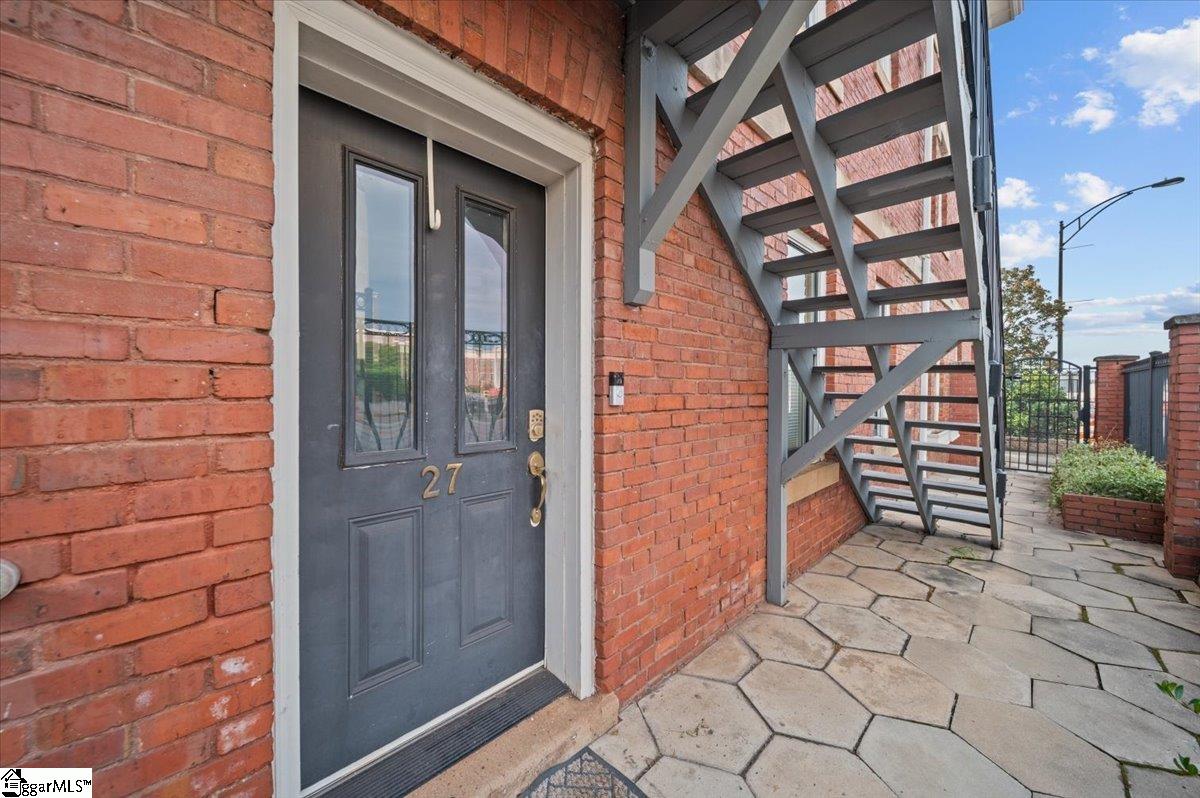 400 E Washington Street UNIT Unit 27 Greenville, SC 29601