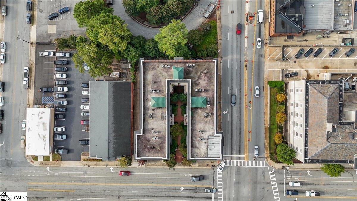400 E Washington Street UNIT Unit 27 Greenville, SC 29601