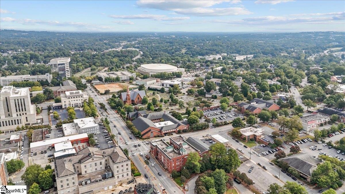 400 E Washington Street UNIT Unit 27 Greenville, SC 29601