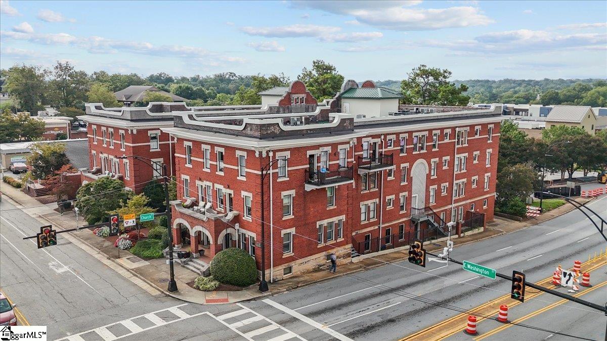 400 E Washington Street UNIT Unit 27 Greenville, SC 29601