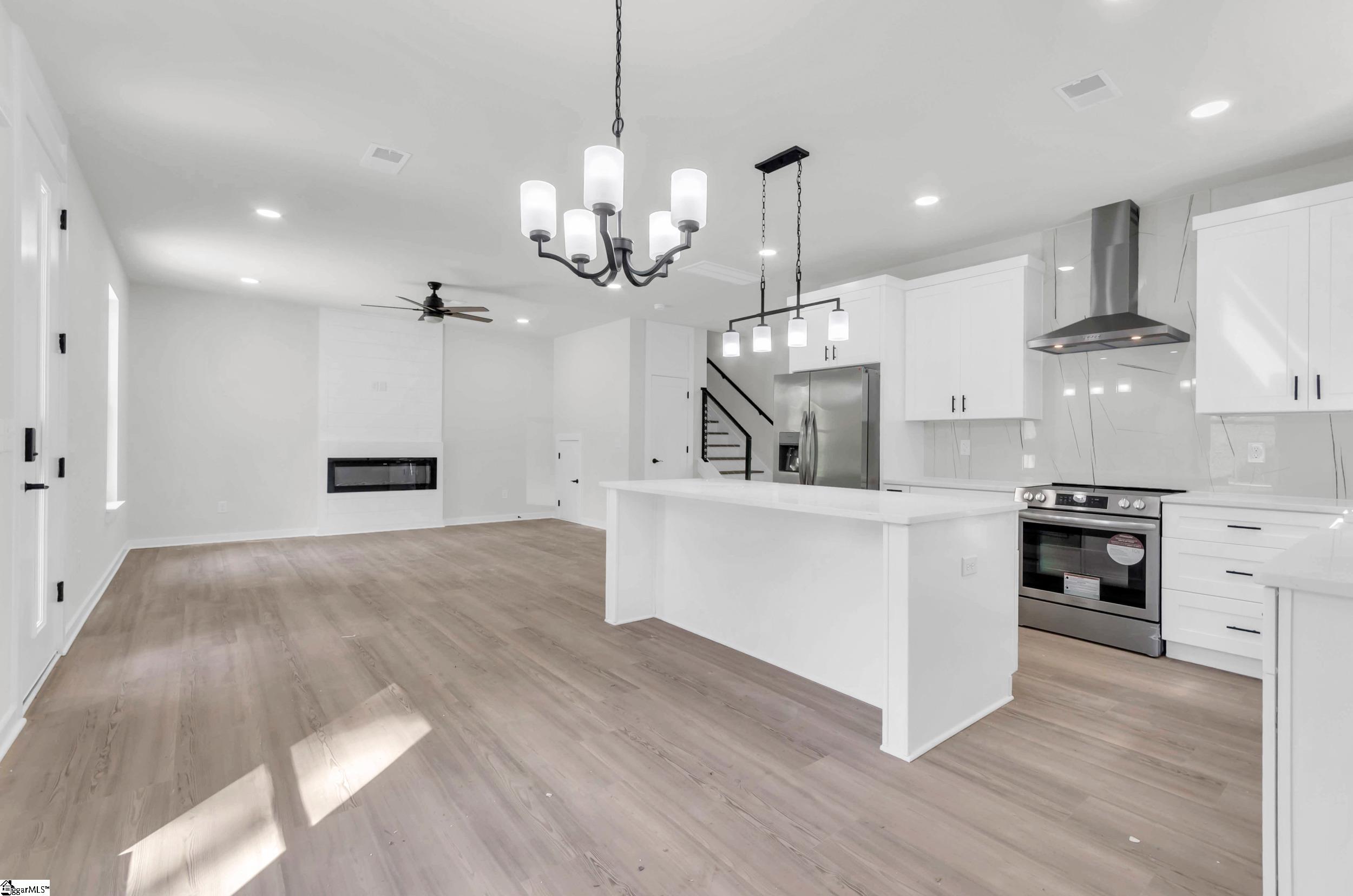 114 Harlem Street Easley, SC 29640