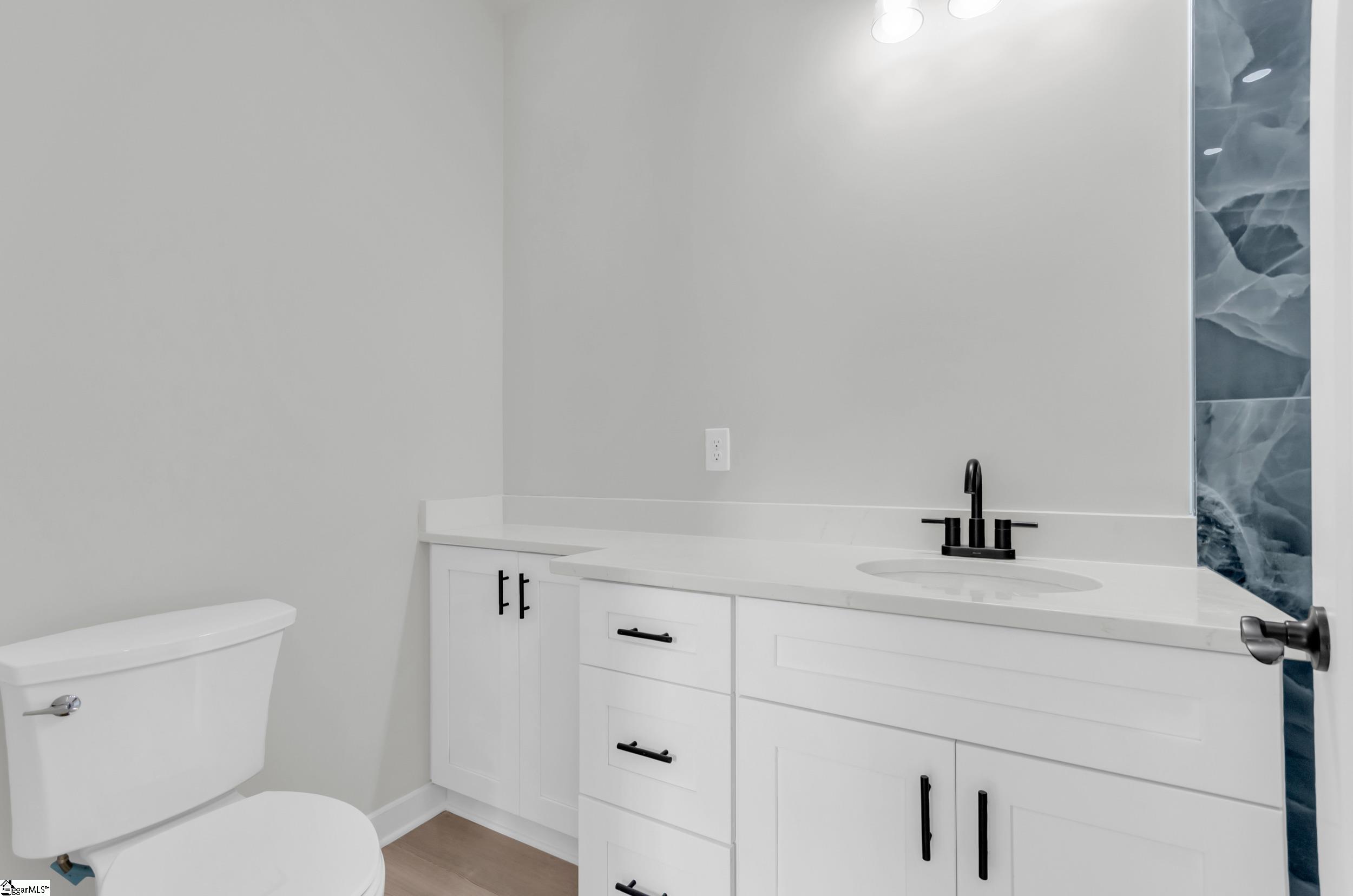 114 Harlem Street Easley, SC 29640