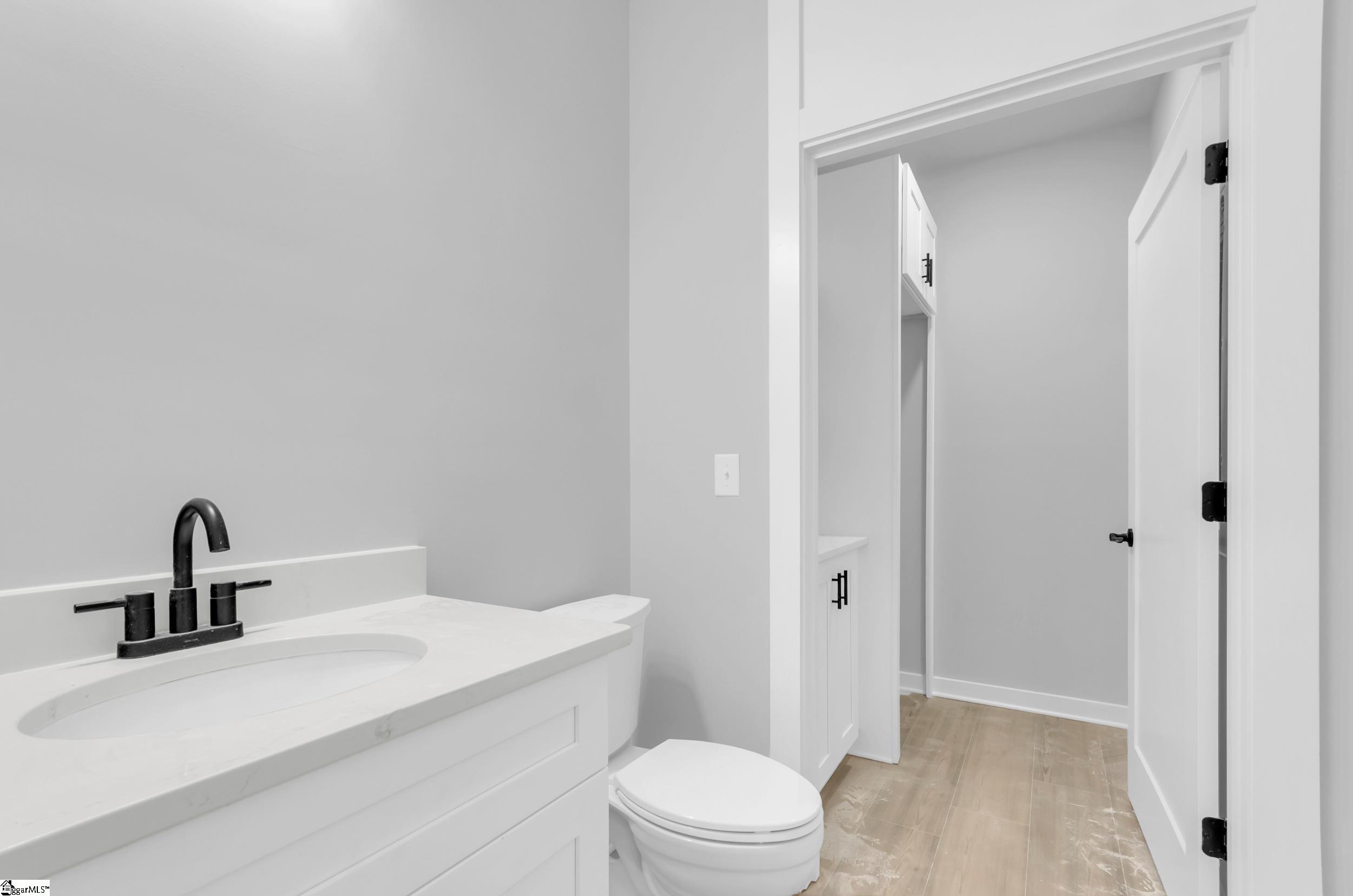 114 Harlem Street Easley, SC 29640