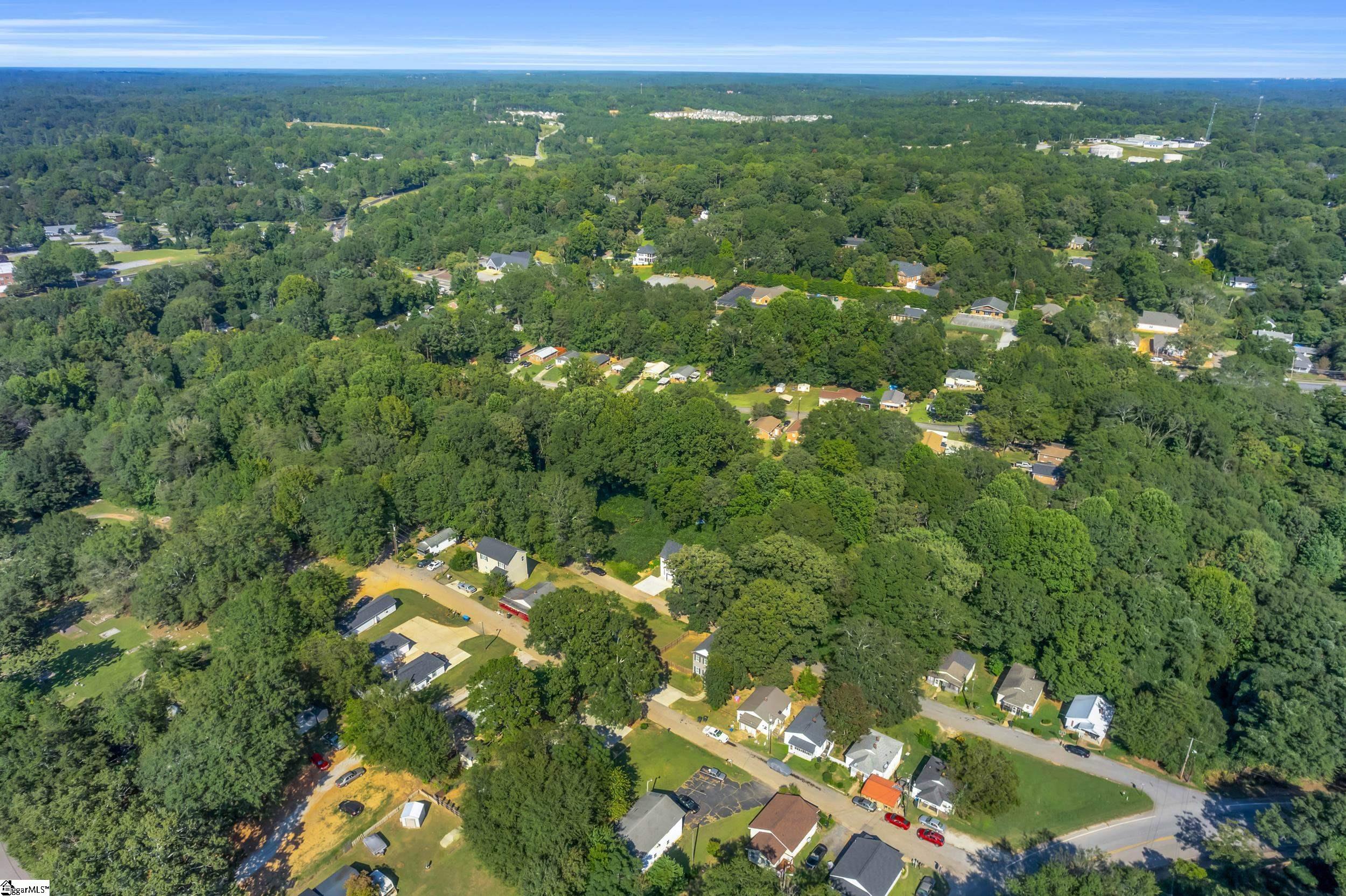 114 Harlem Street Easley, SC 29640