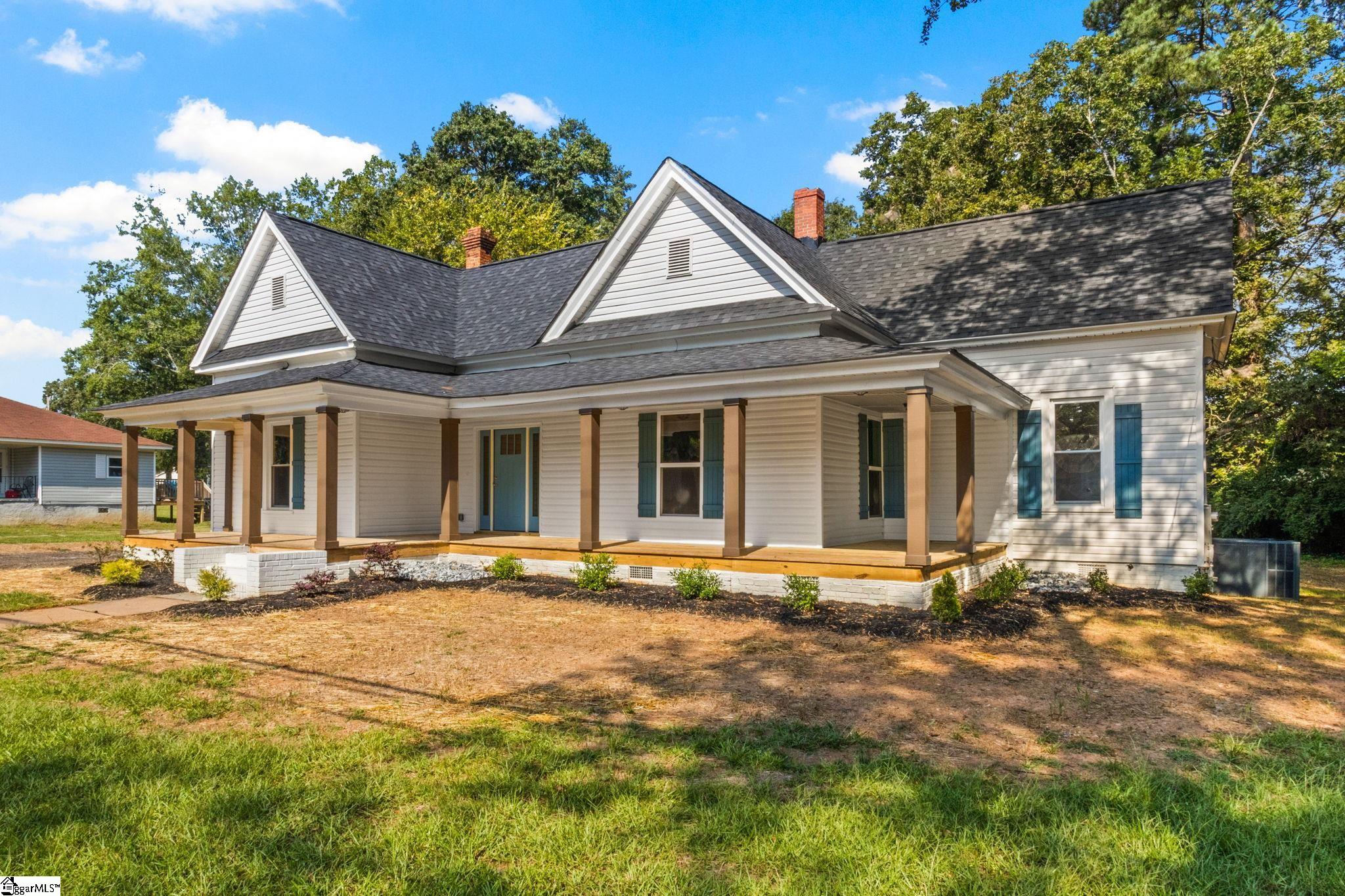 203 N Adair Street Clinton, SC 29325