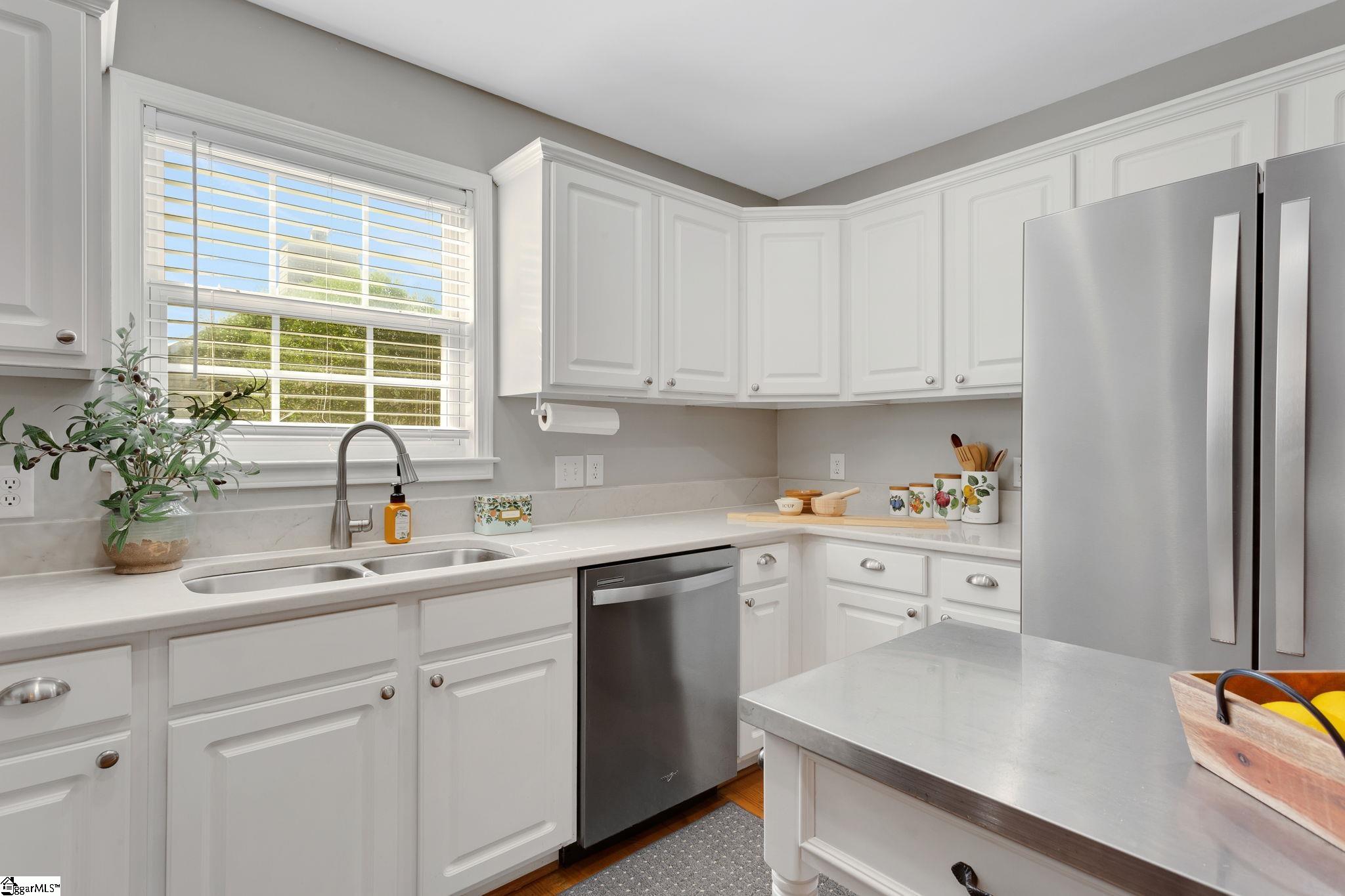 503 Lake Lennox Drive Simpsonville, SC 29681