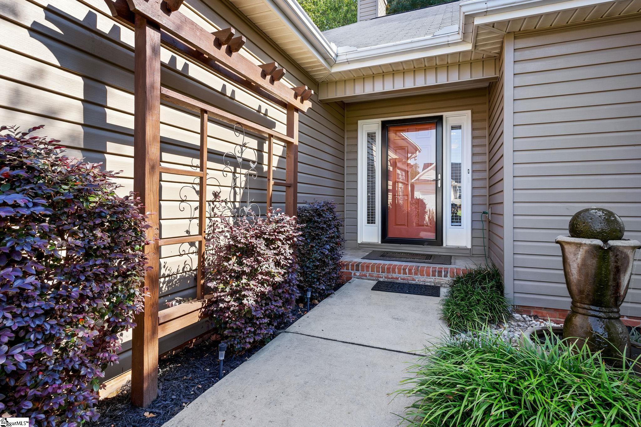 503 Lake Lennox Drive Simpsonville, SC 29681