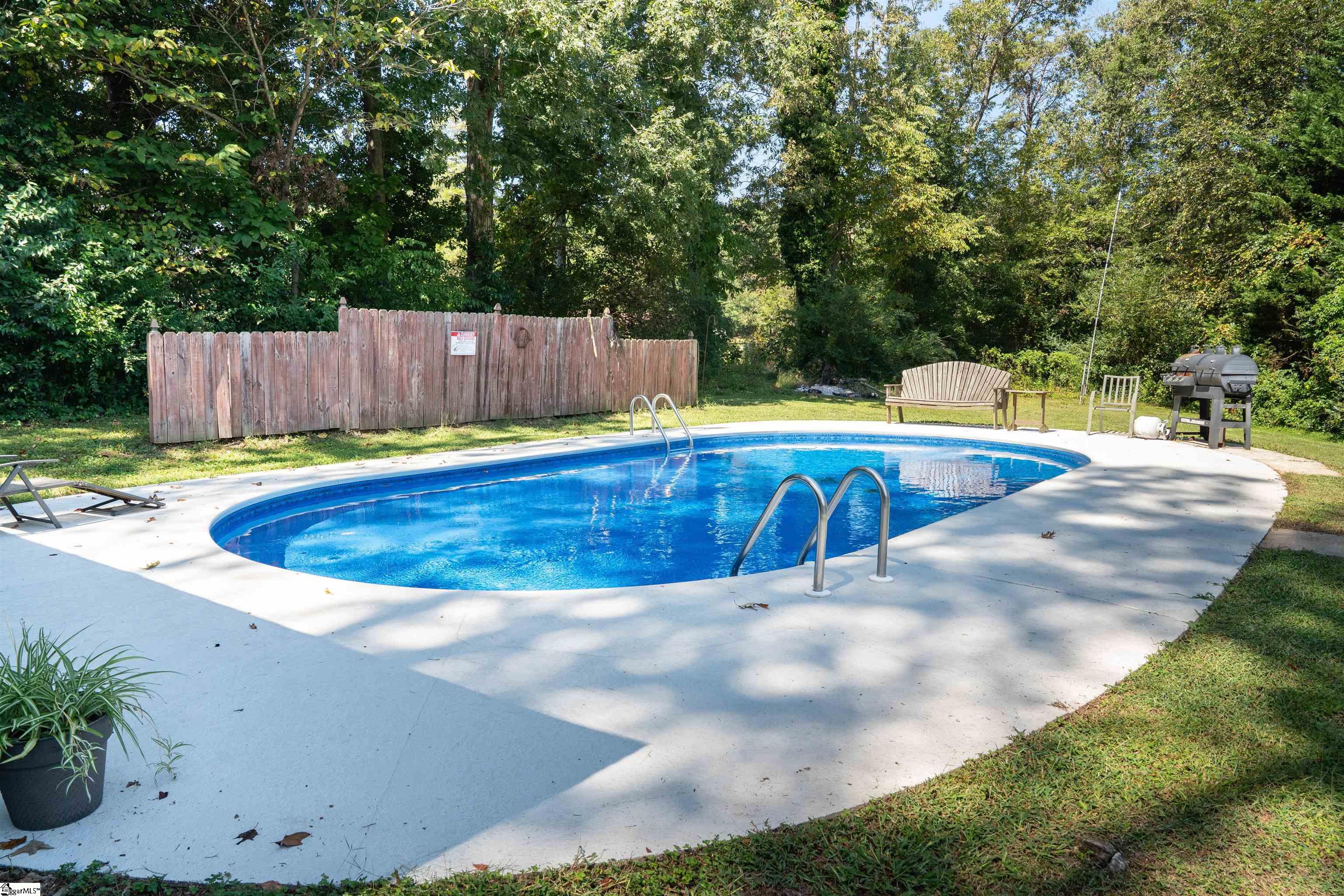 304 Hampshire Court Spartanburg, SC 29301