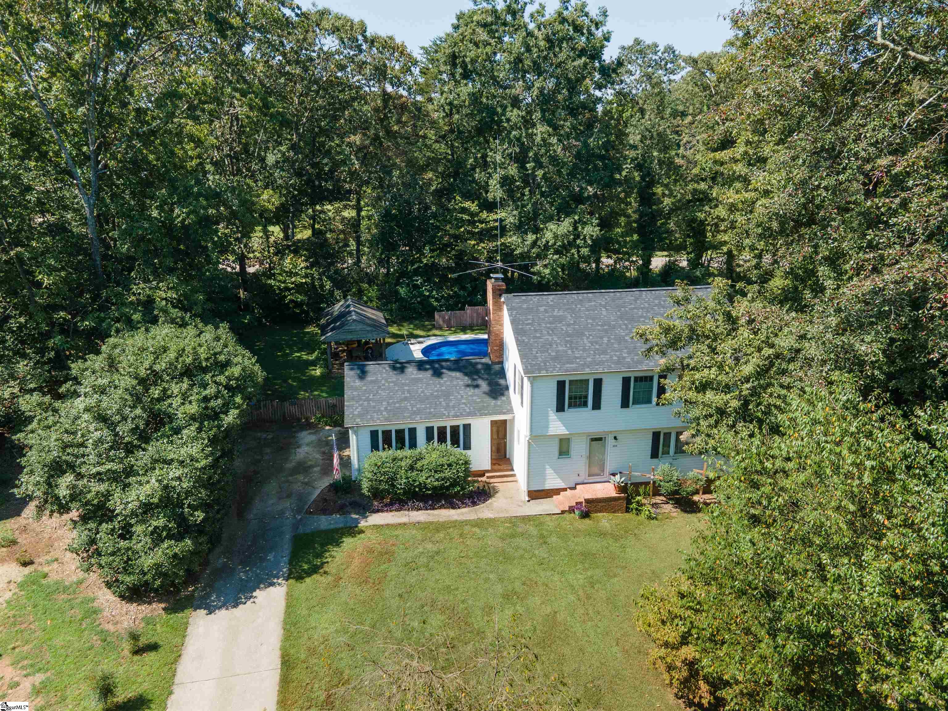 304 Hampshire Court Spartanburg, SC 29301