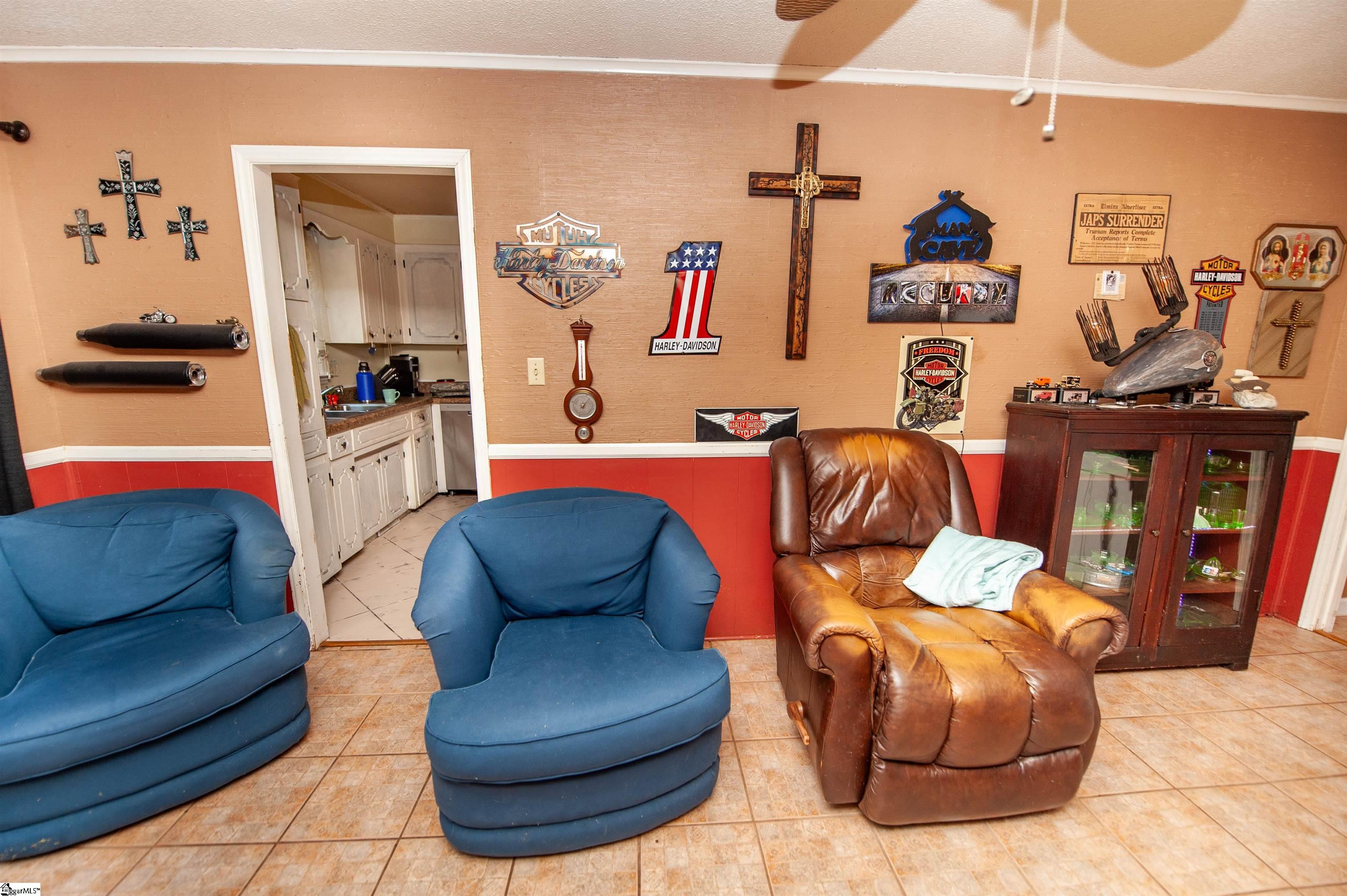 304 Hampshire Court Spartanburg, SC 29301