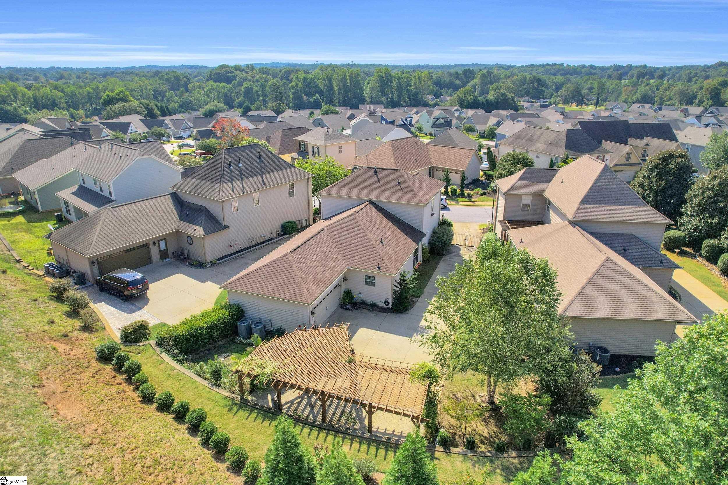 105 Bur Oak Drive Taylors, SC 29687-4631