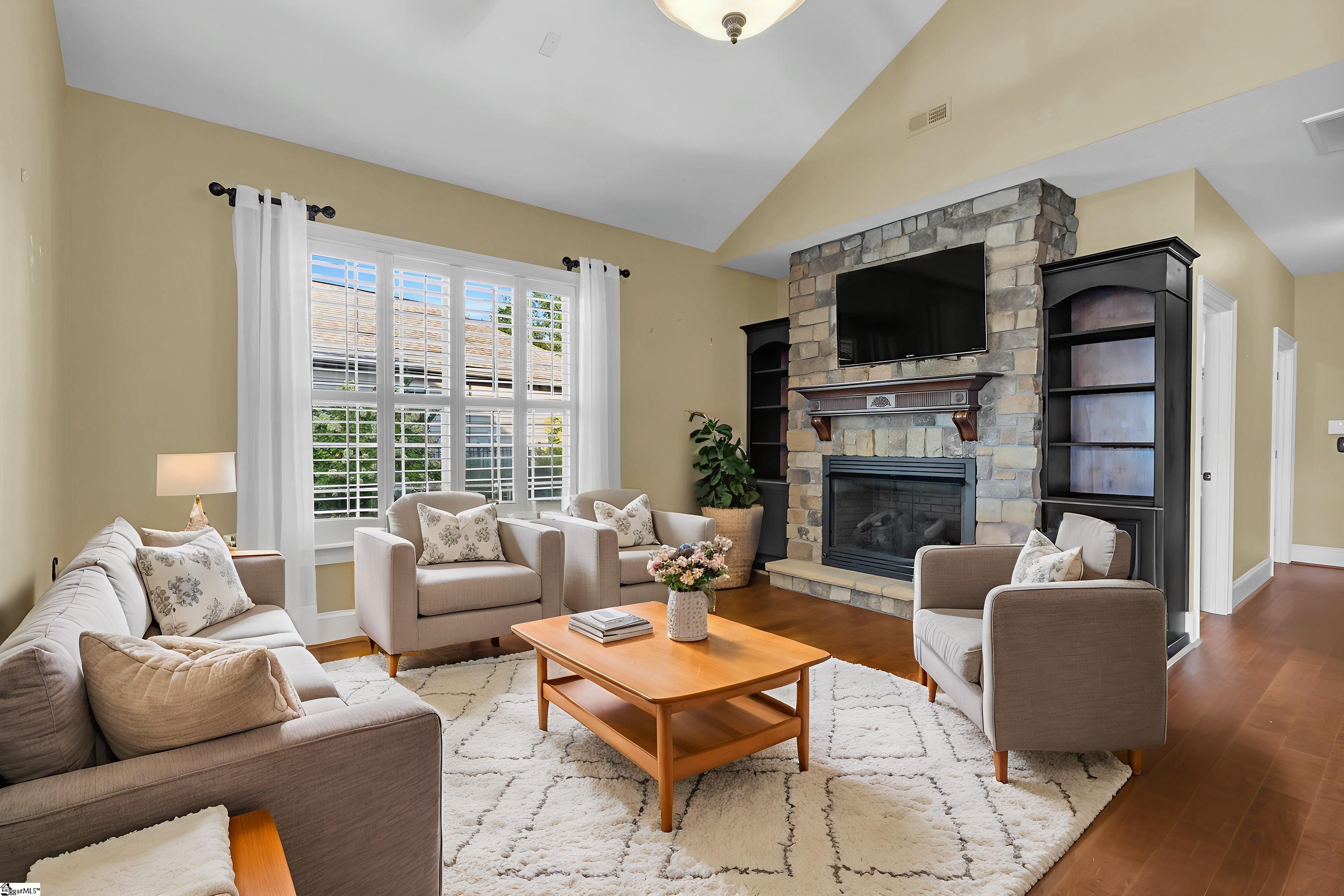 105 Bur Oak Drive Taylors, SC 29687-4631