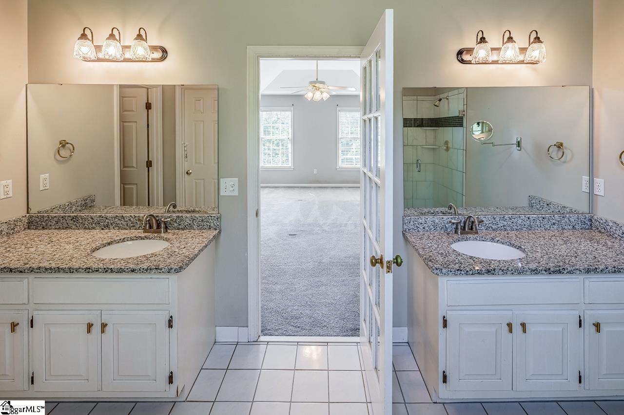 32 English Oak Road Simpsonville, SC 29681